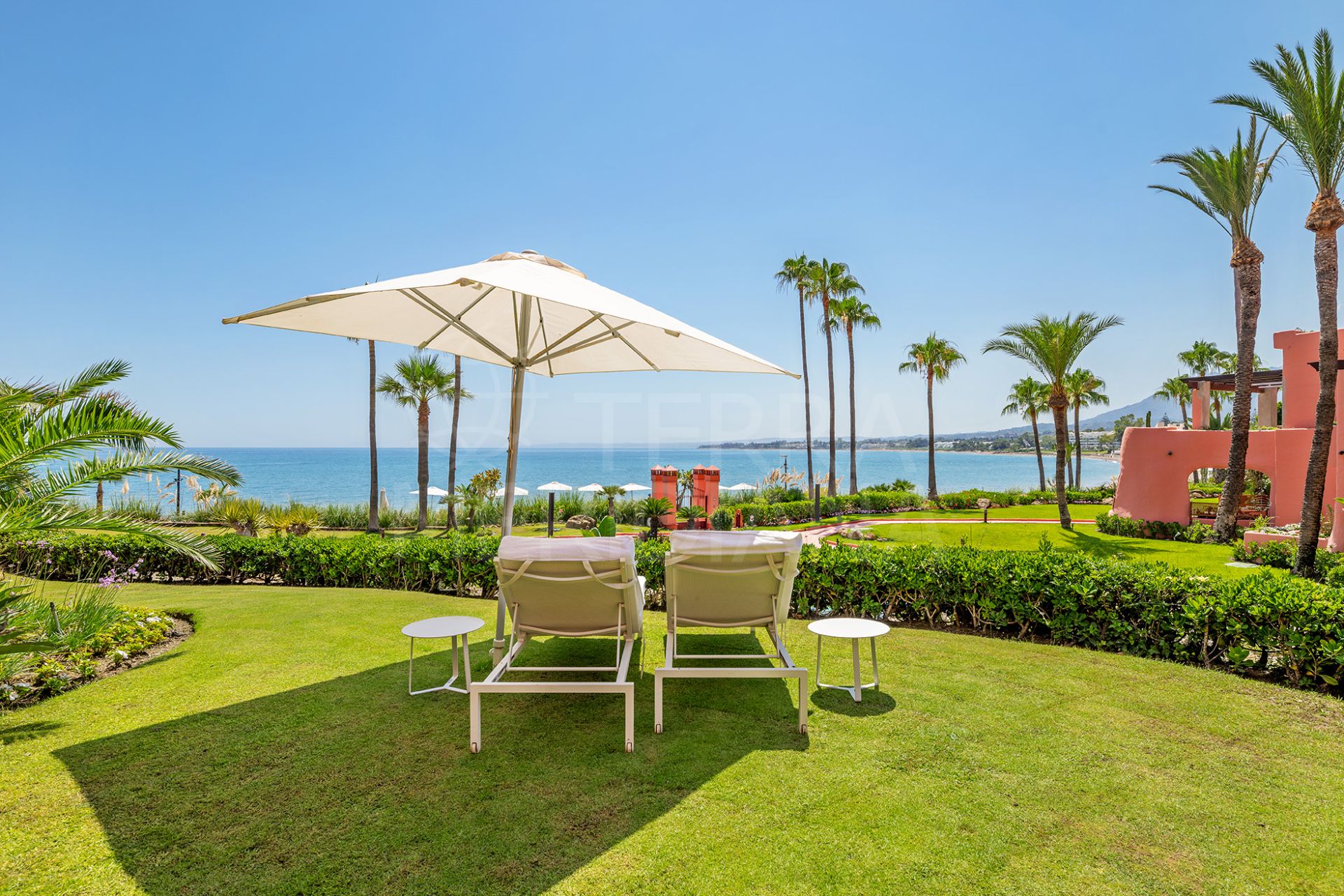 Ground Floor Apartment in Cabo Bermejo, Estepona