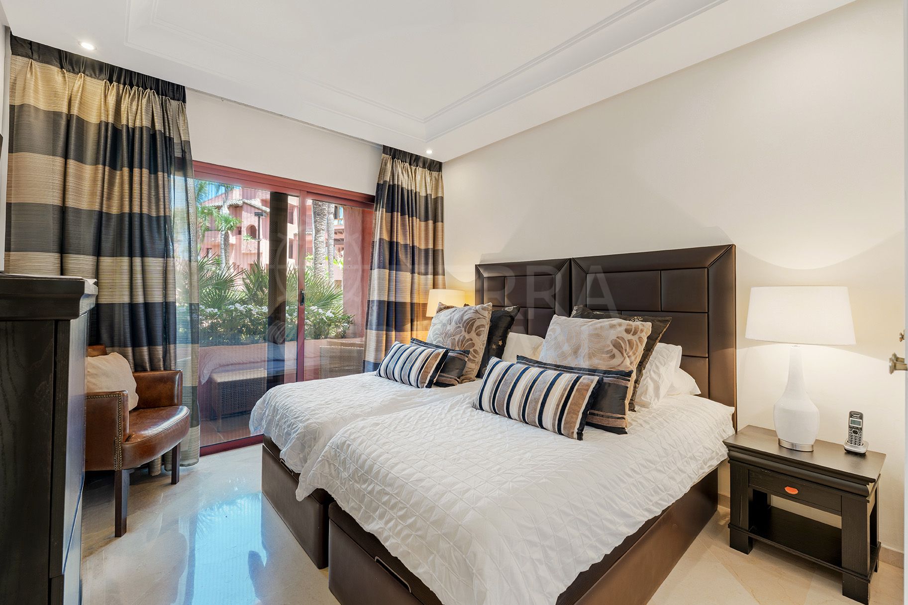Ground Floor Apartment in Cabo Bermejo, Estepona