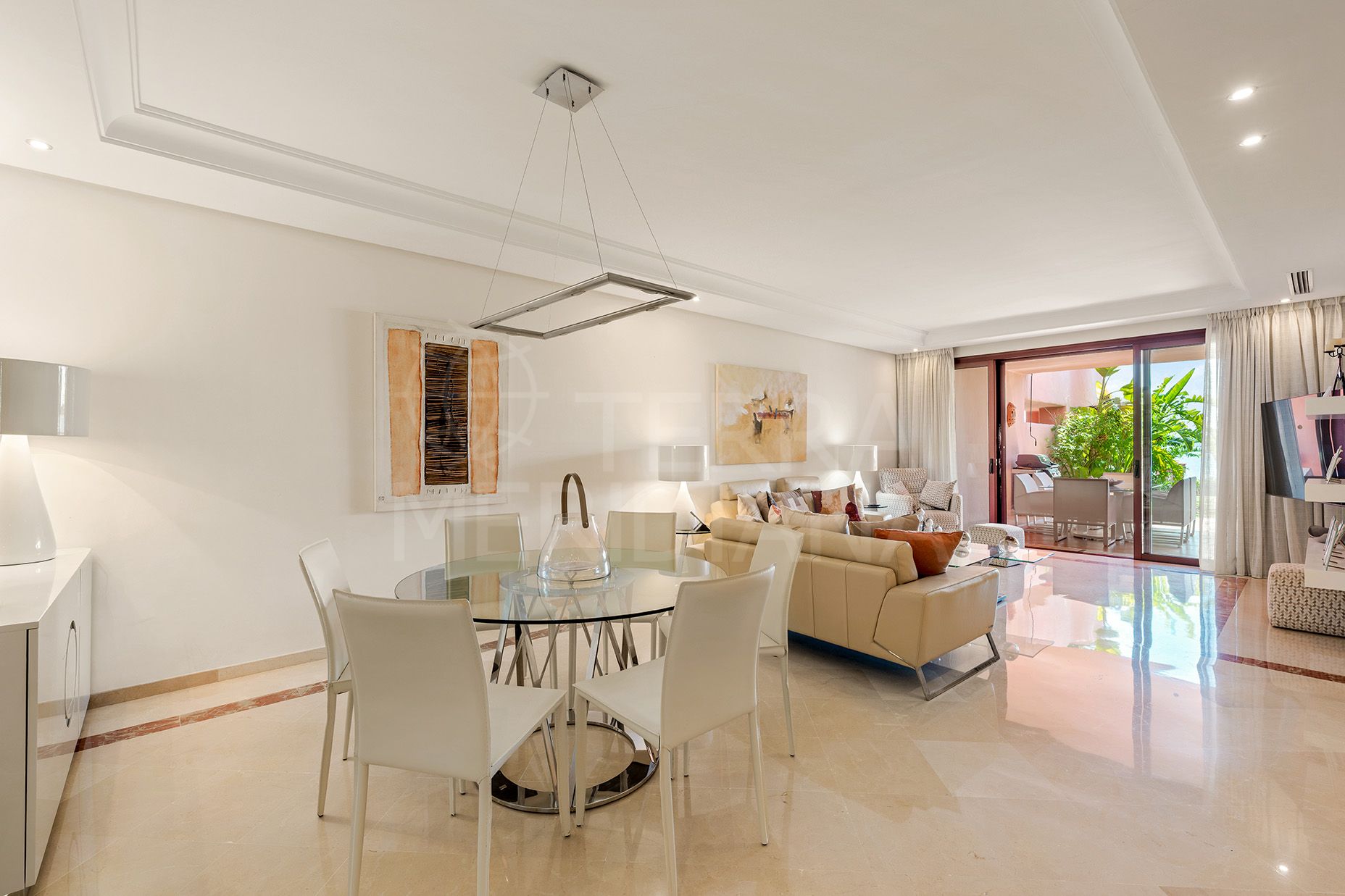 Ground Floor Apartment in Cabo Bermejo, Estepona