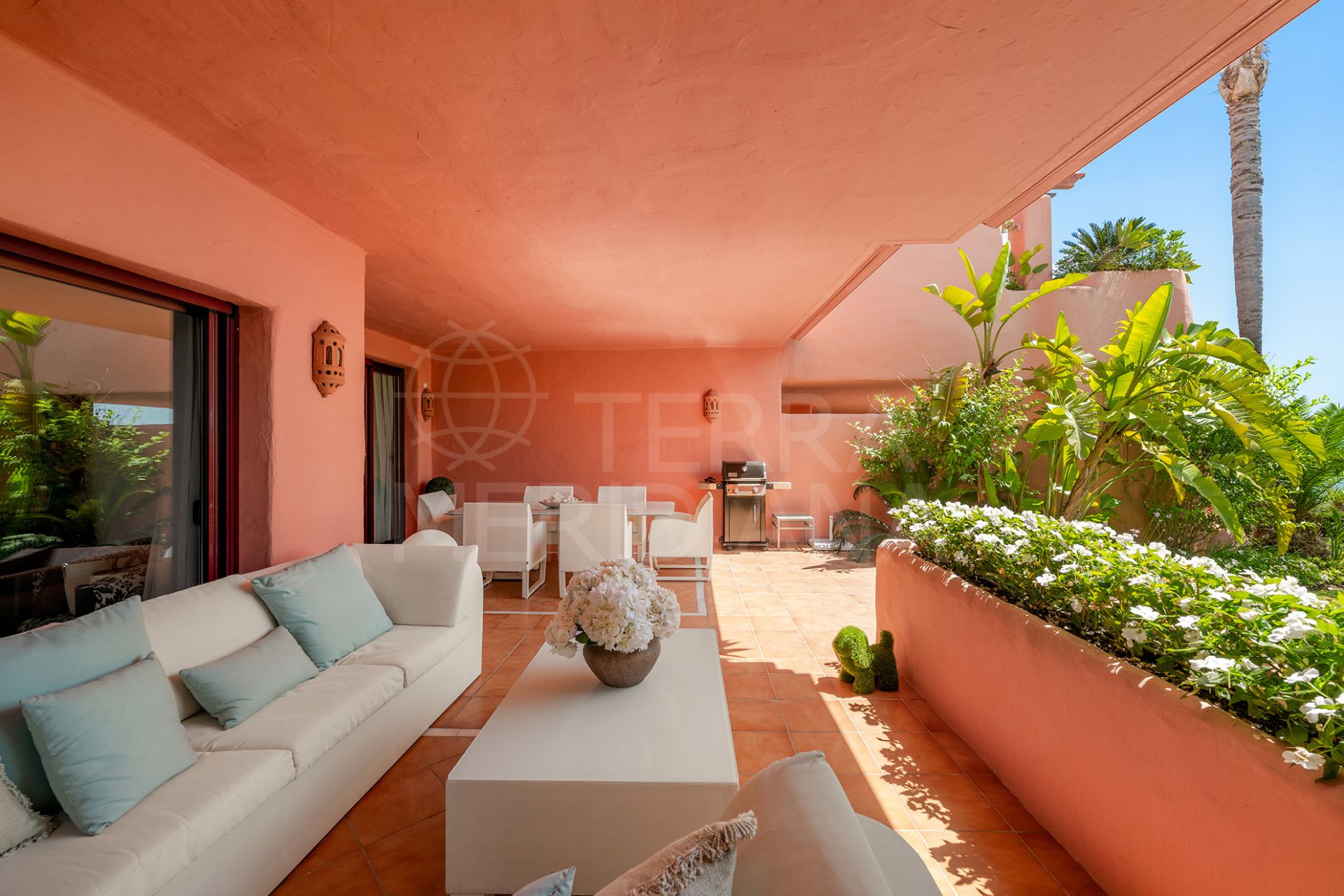Ground Floor Apartment in Cabo Bermejo, Estepona