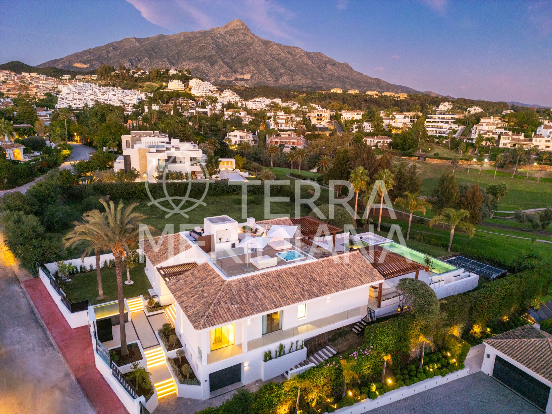 Villa in Las Brisas, Marbella