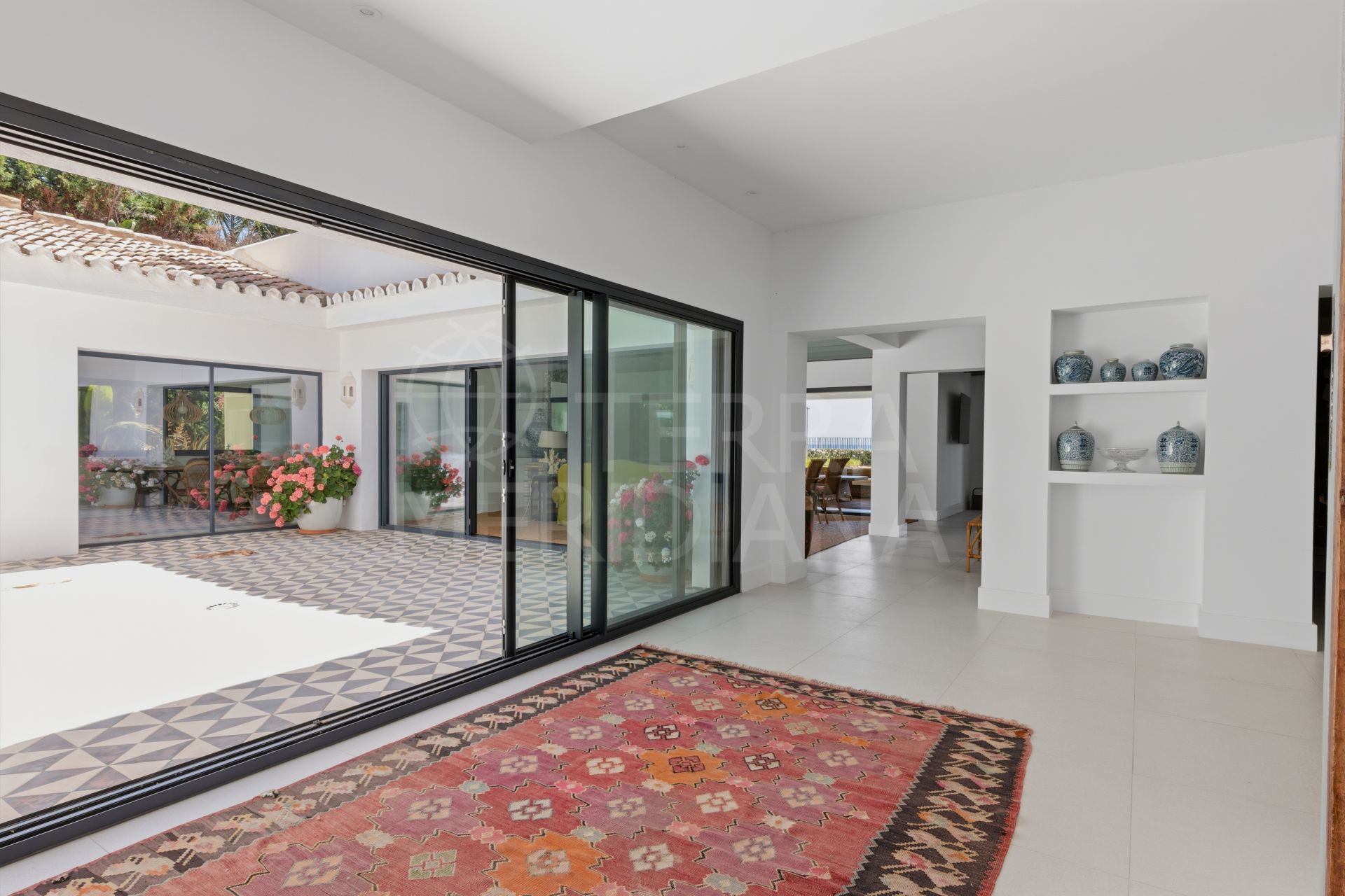 Villa in Casasola, Estepona
