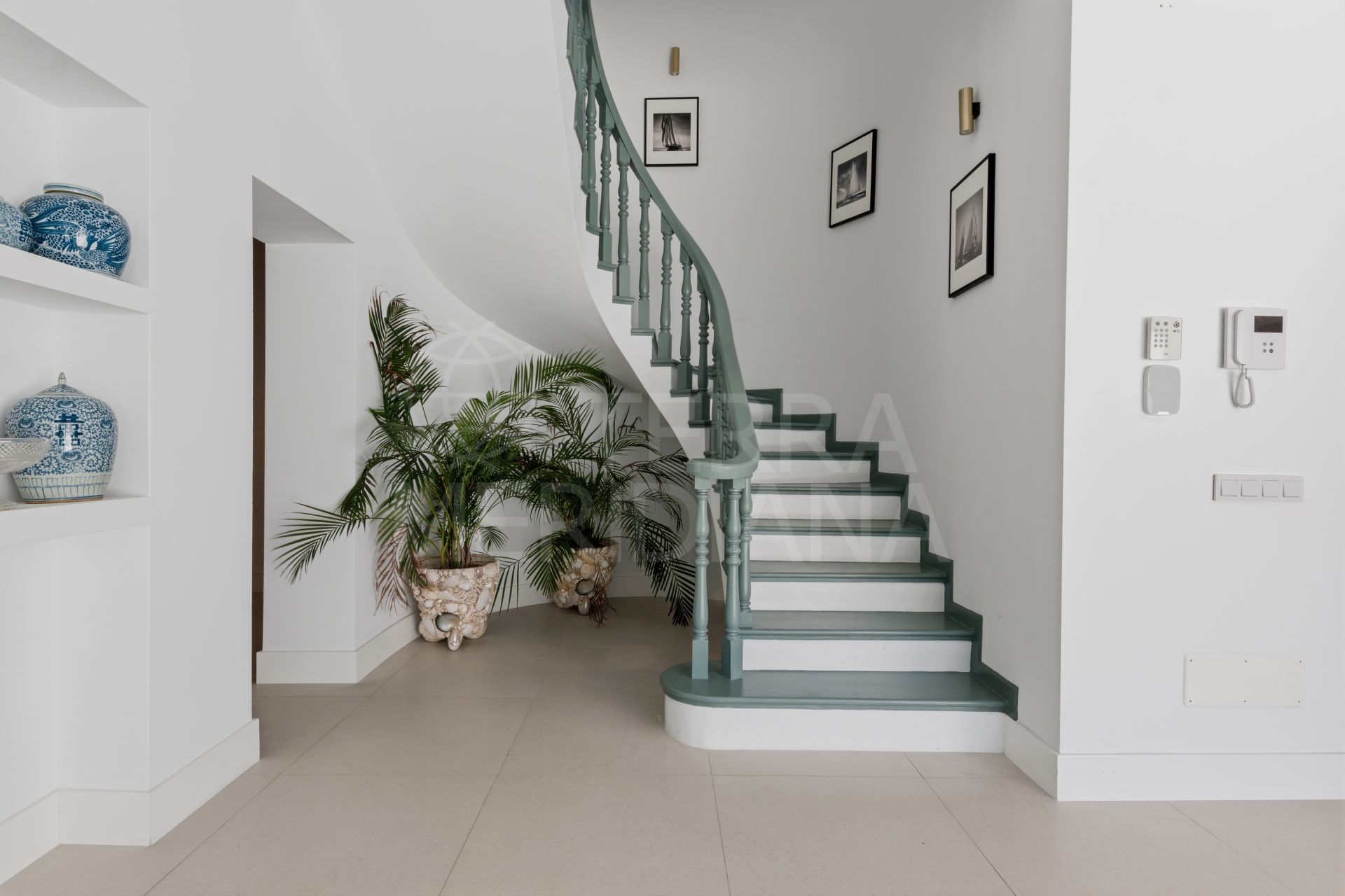 Villa in Casasola, Estepona