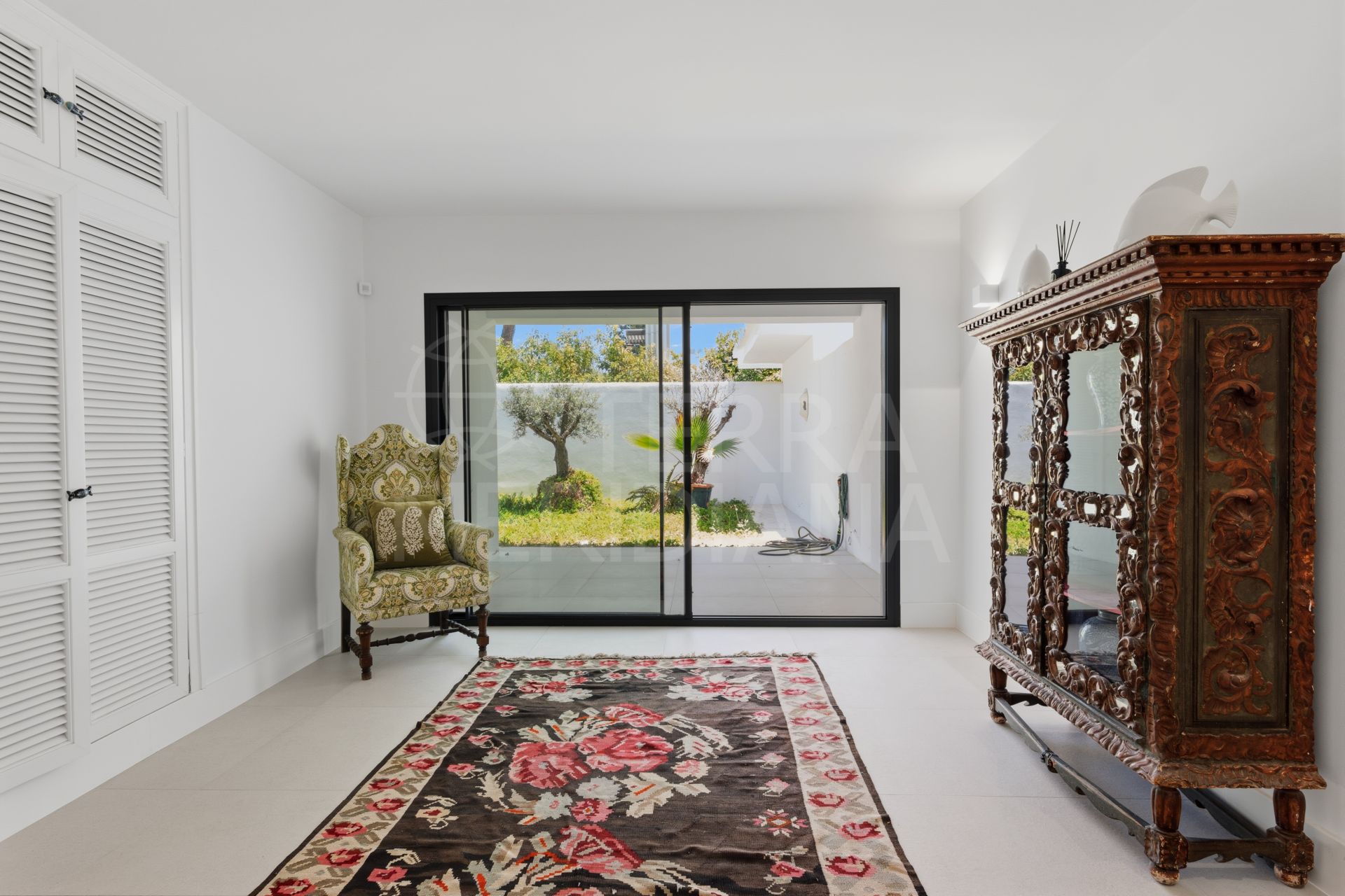 Villa in Casasola, Estepona