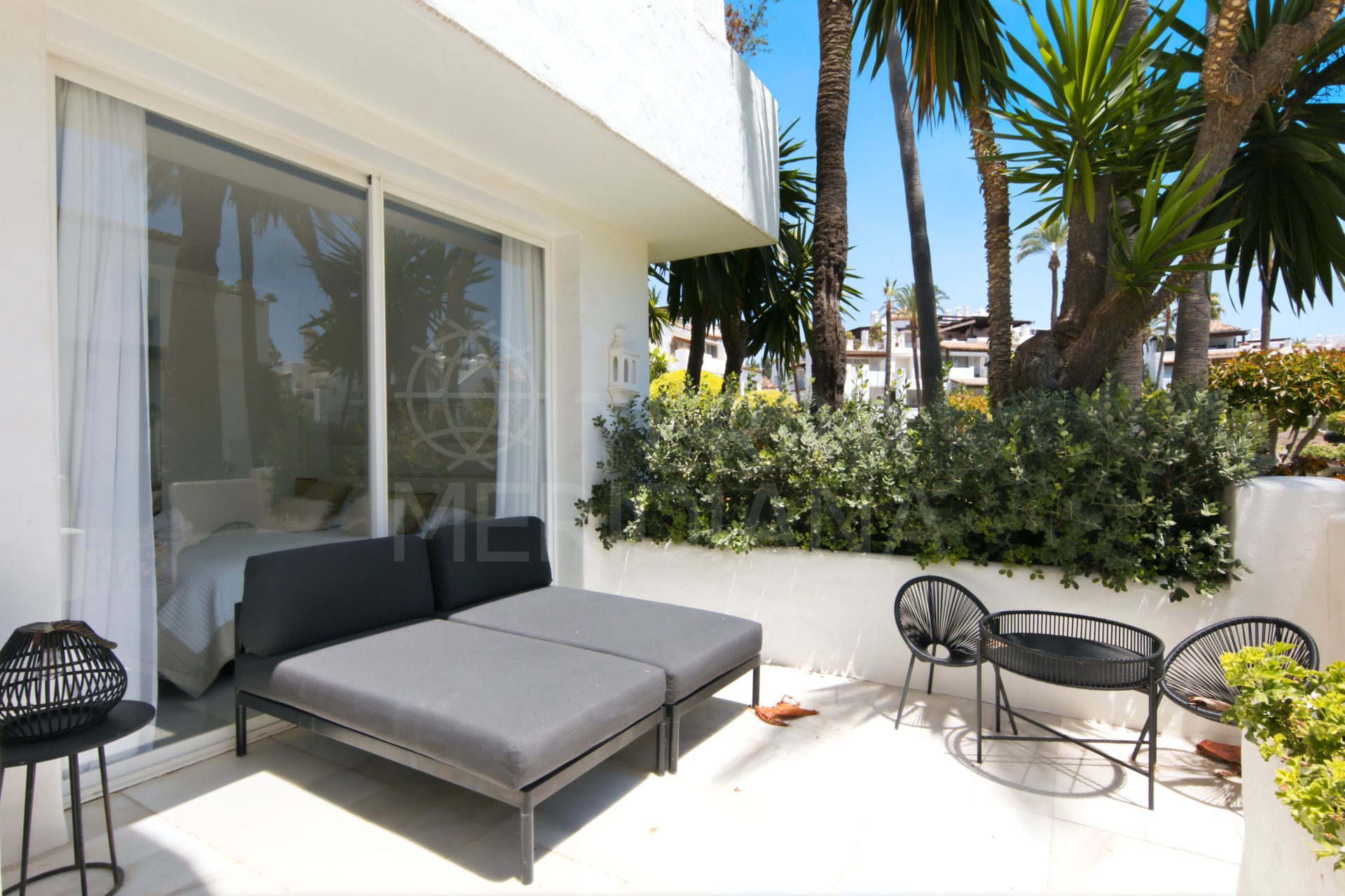 Ground Floor Apartment in Alcazaba Beach, Estepona