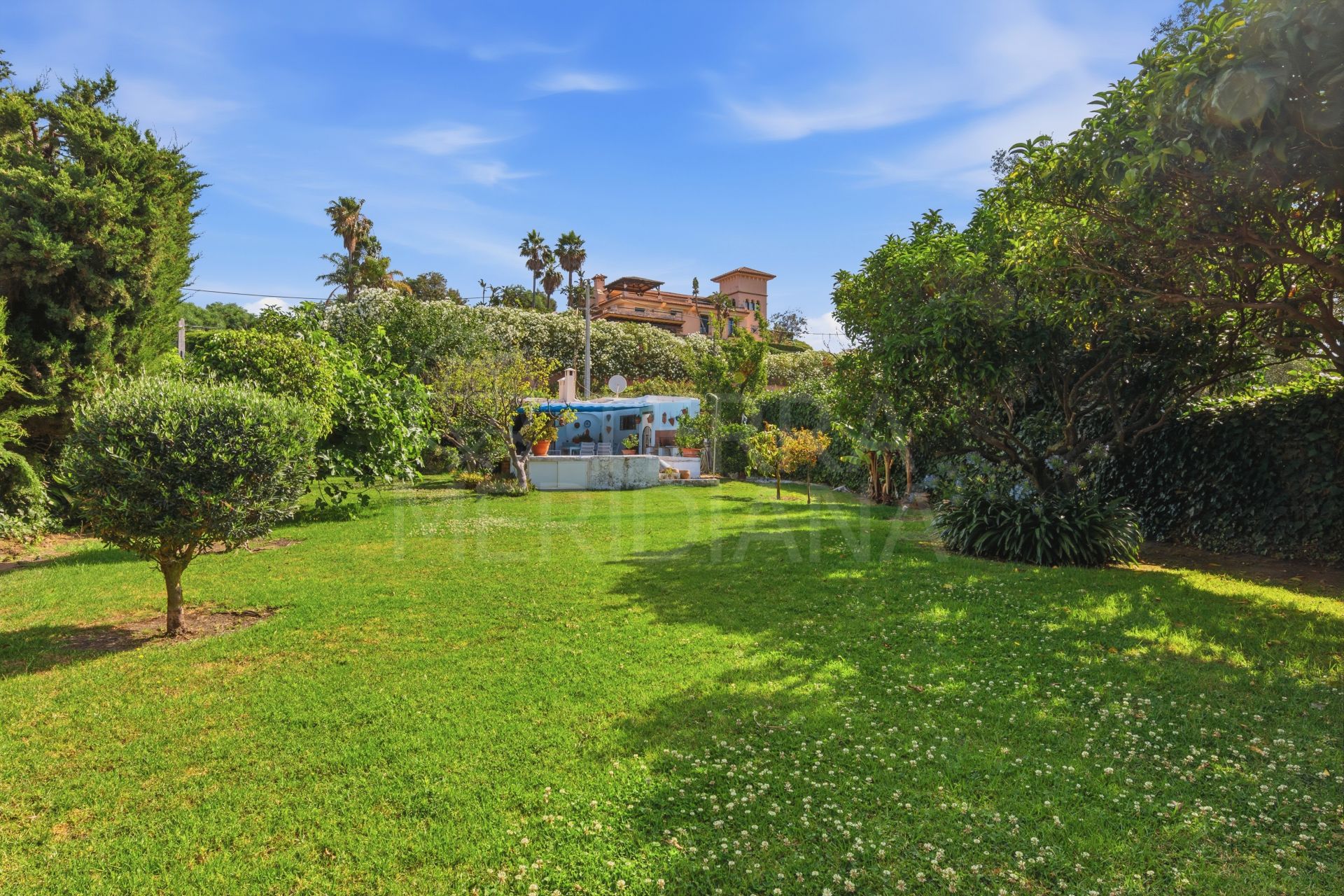 Country House in Estepona Town, Estepona