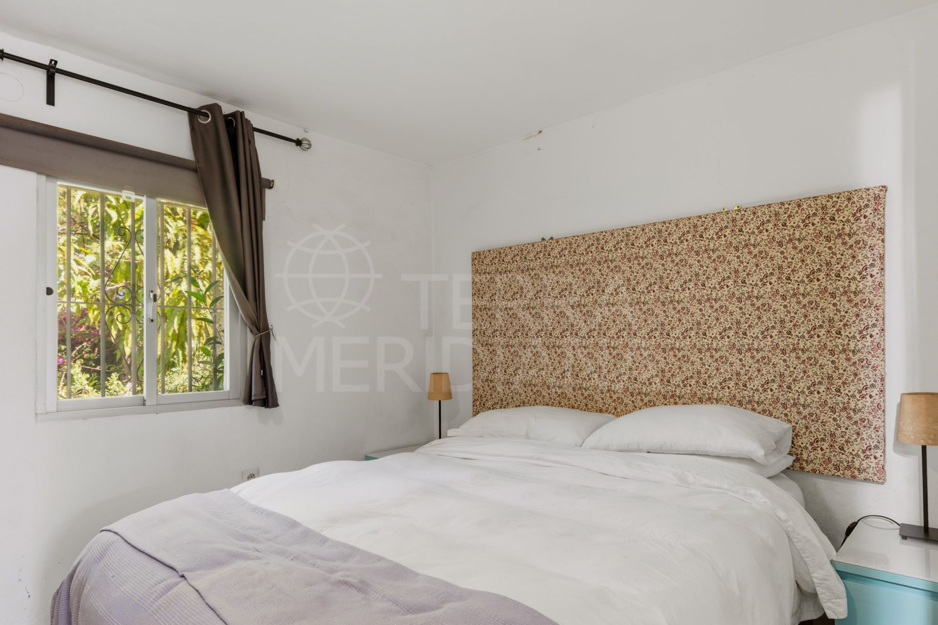 Country House in Estepona Town, Estepona