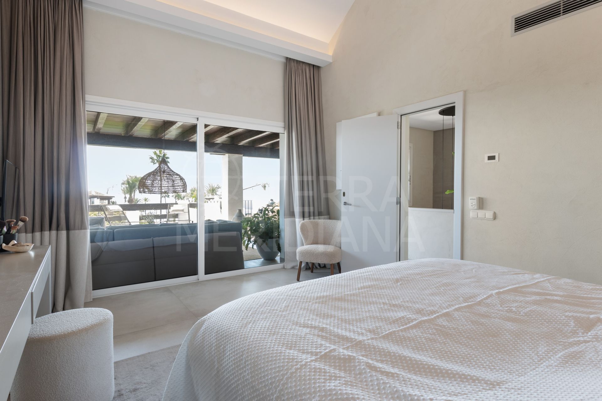 Duplex Penthouse in Alcazaba Beach, Estepona