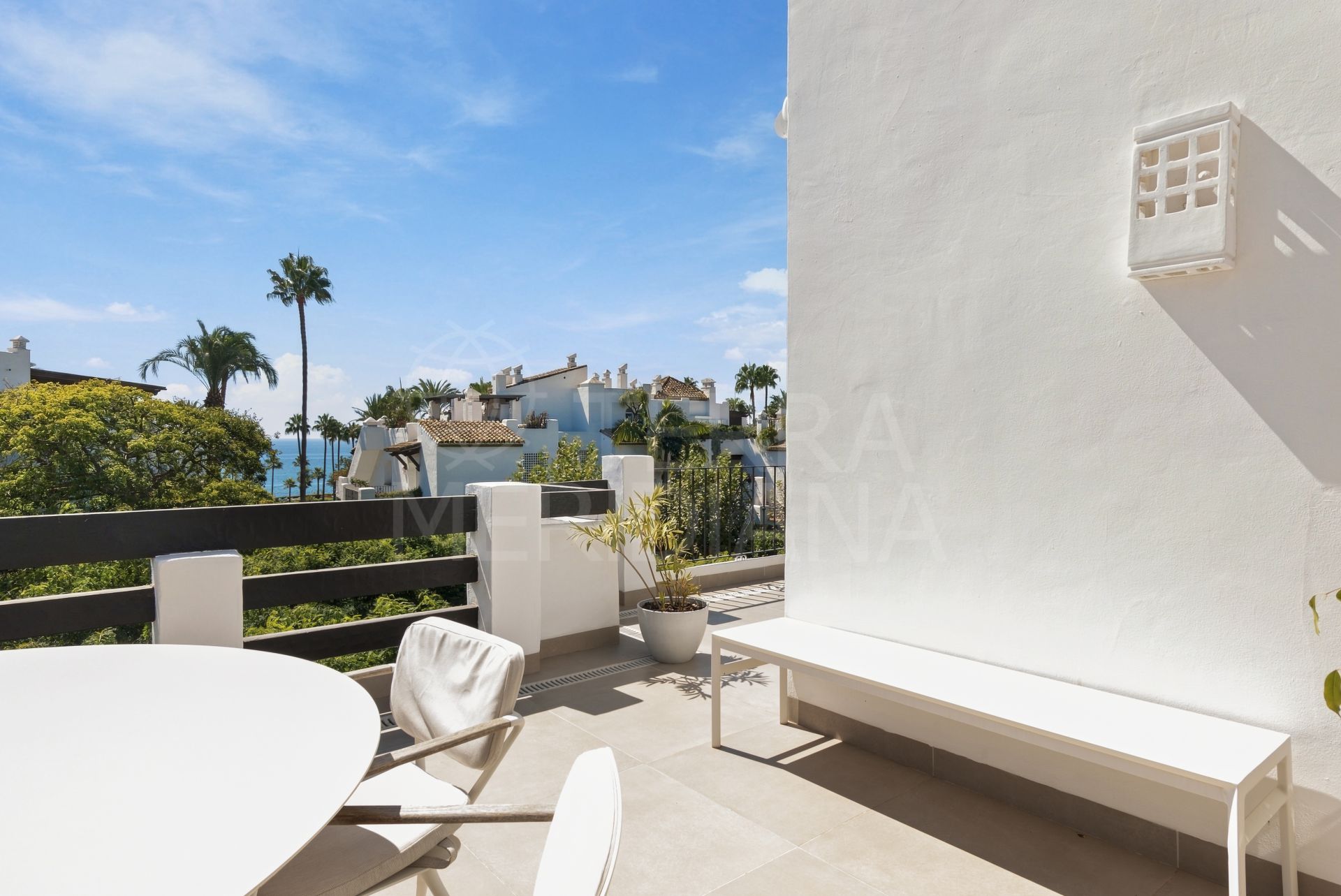 Duplex Penthouse in Alcazaba Beach, Estepona