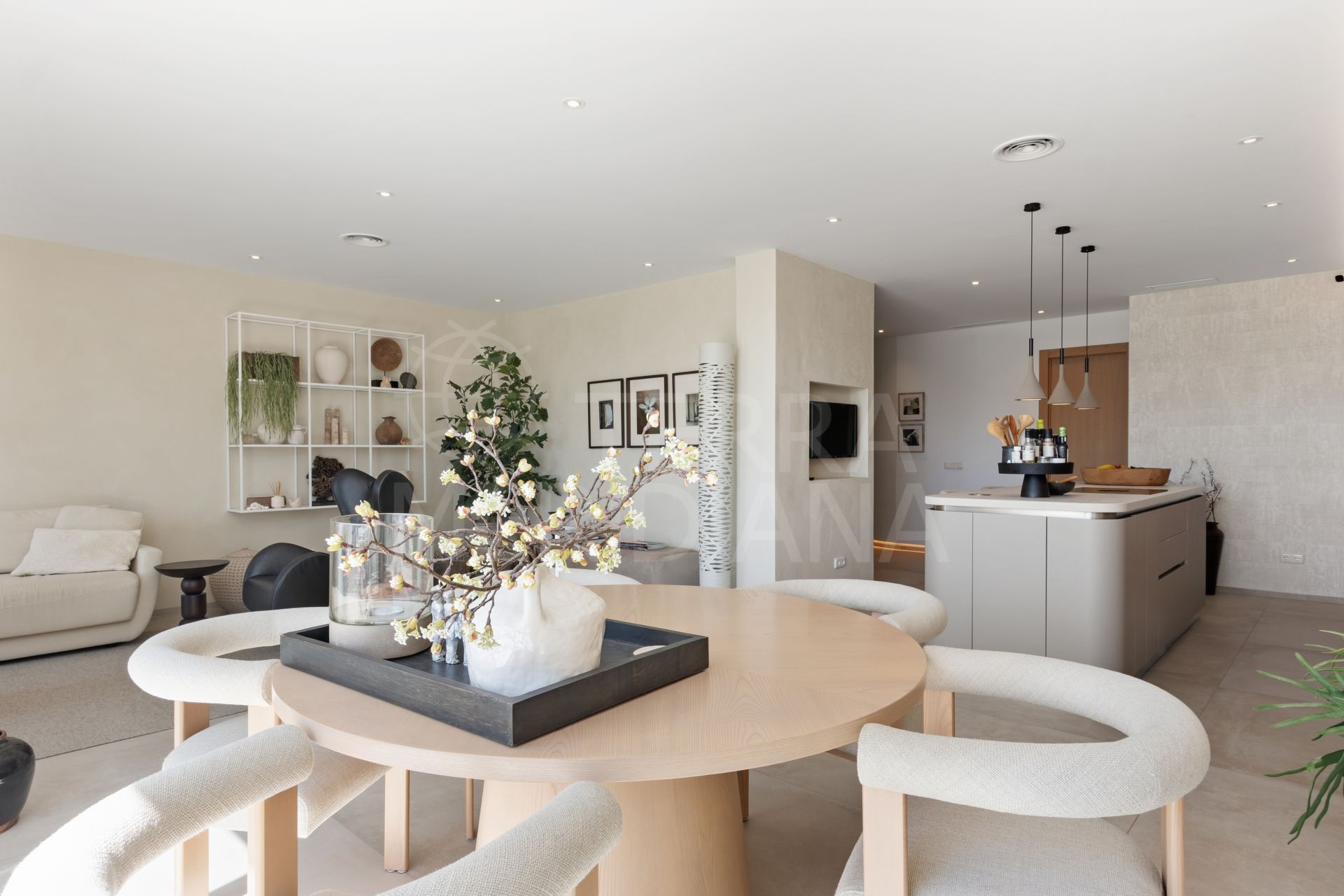 Duplex Penthouse in Alcazaba Beach, Estepona