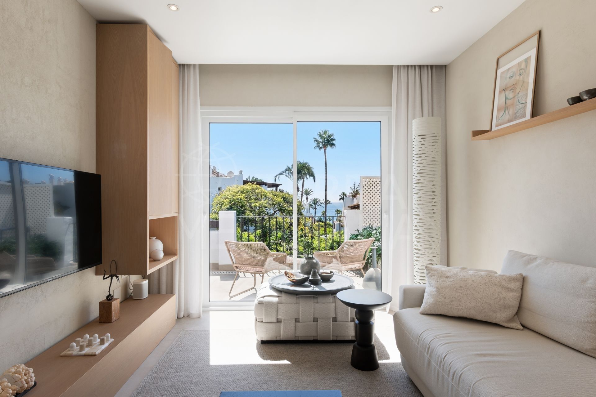 Duplex Penthouse in Alcazaba Beach, Estepona
