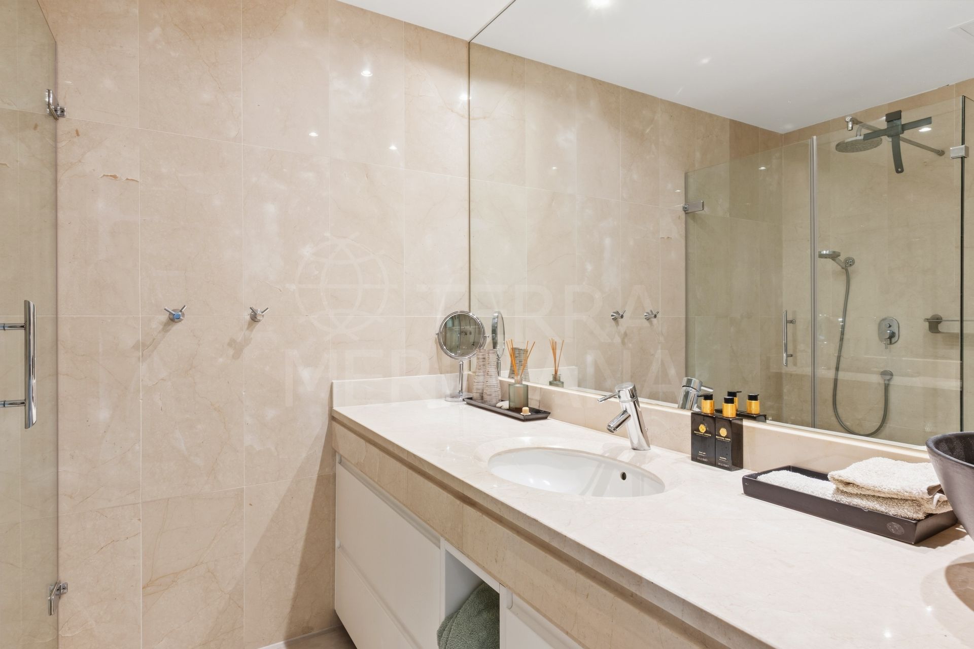 Duplex Penthouse in Alcazaba Beach, Estepona