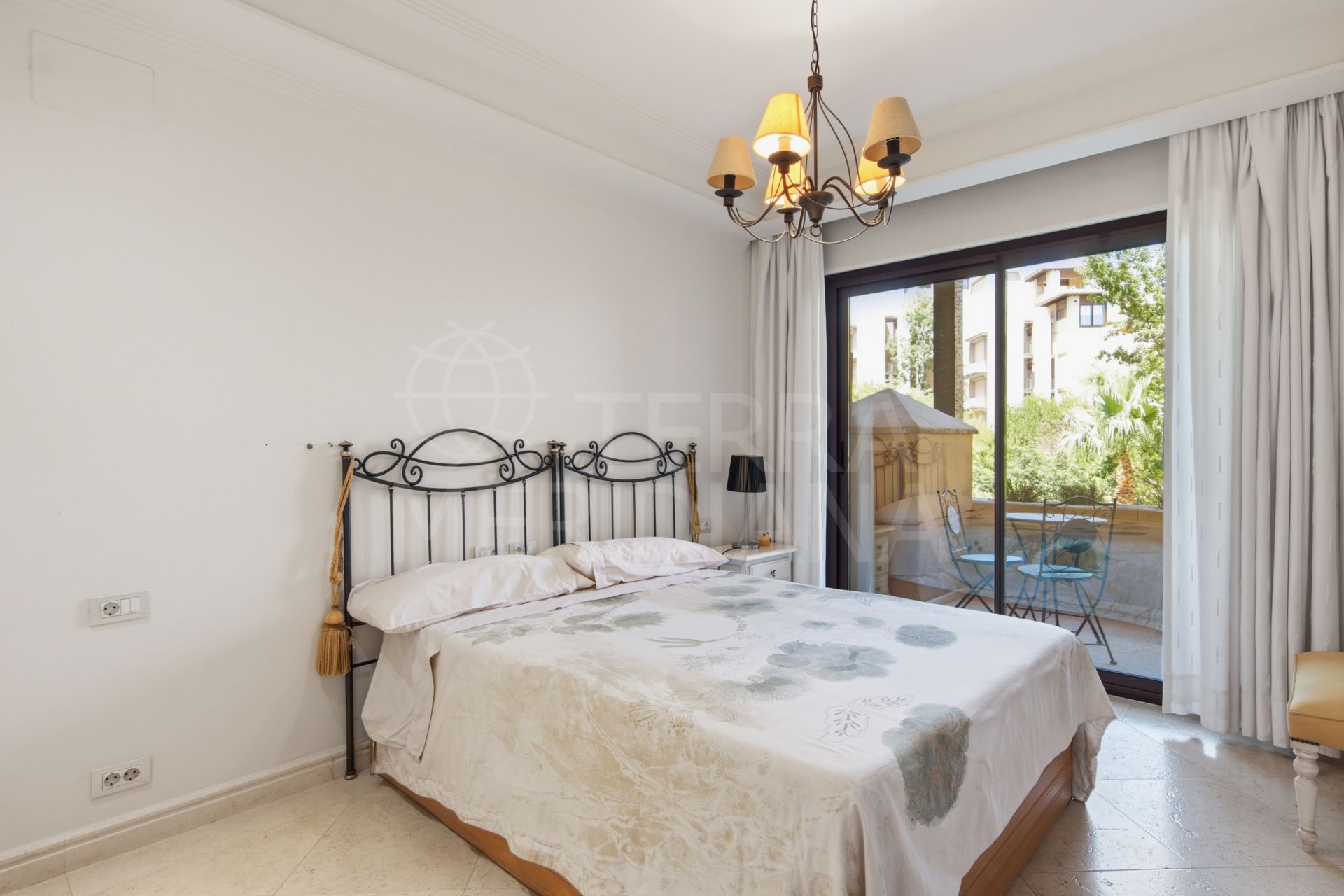 Apartment in Los Granados del Mar, Estepona