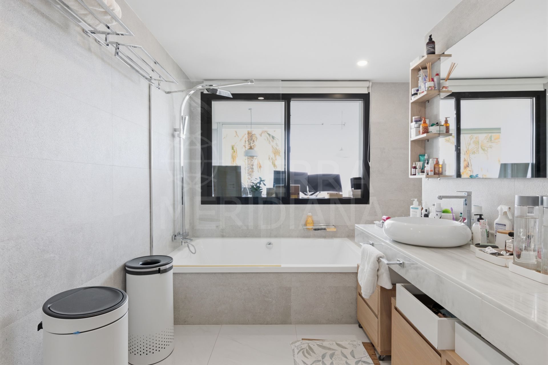 Apartment in Mirador de Estepona Hills, Estepona