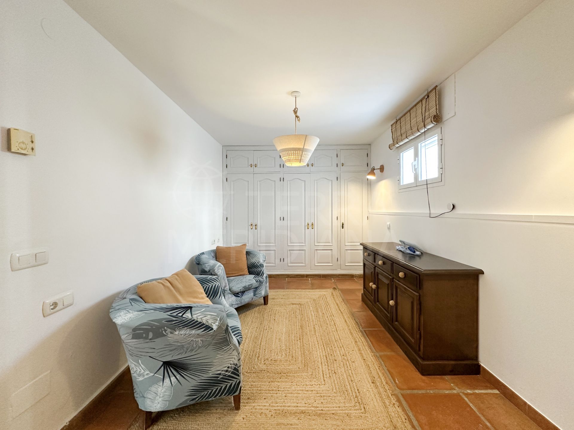 Villa in Estepona East, Estepona