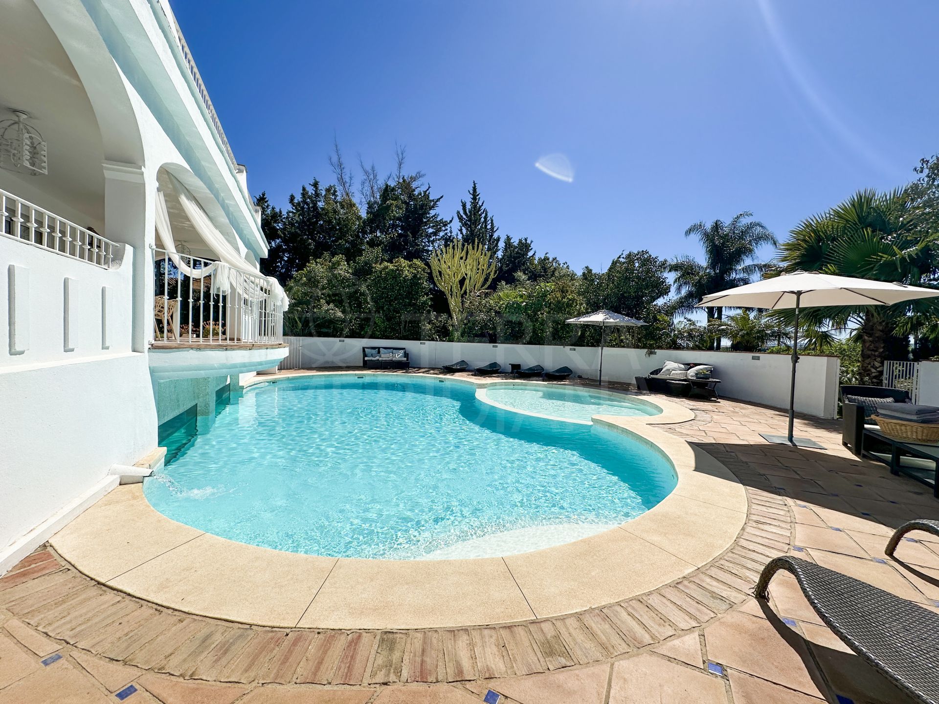 Villa in Estepona East, Estepona