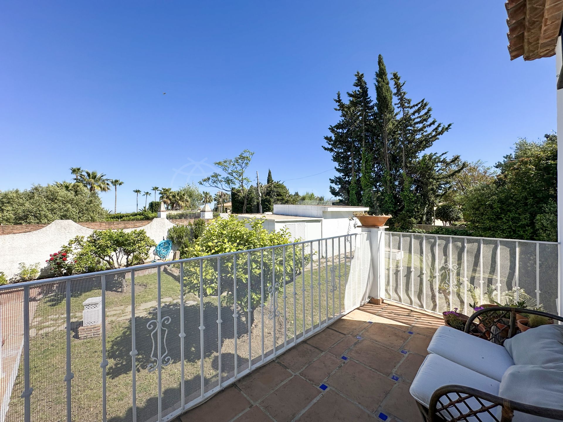 Villa in Estepona East, Estepona