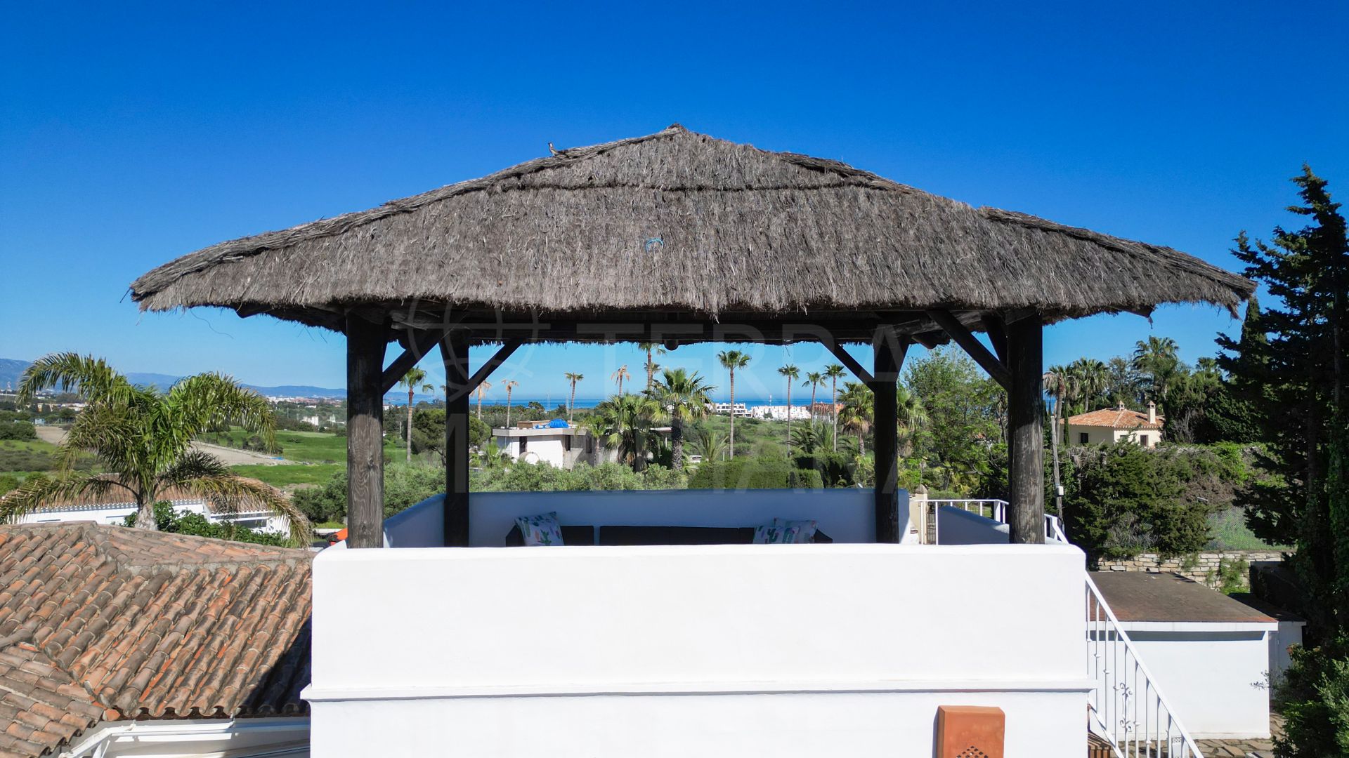 Villa in Estepona East, Estepona