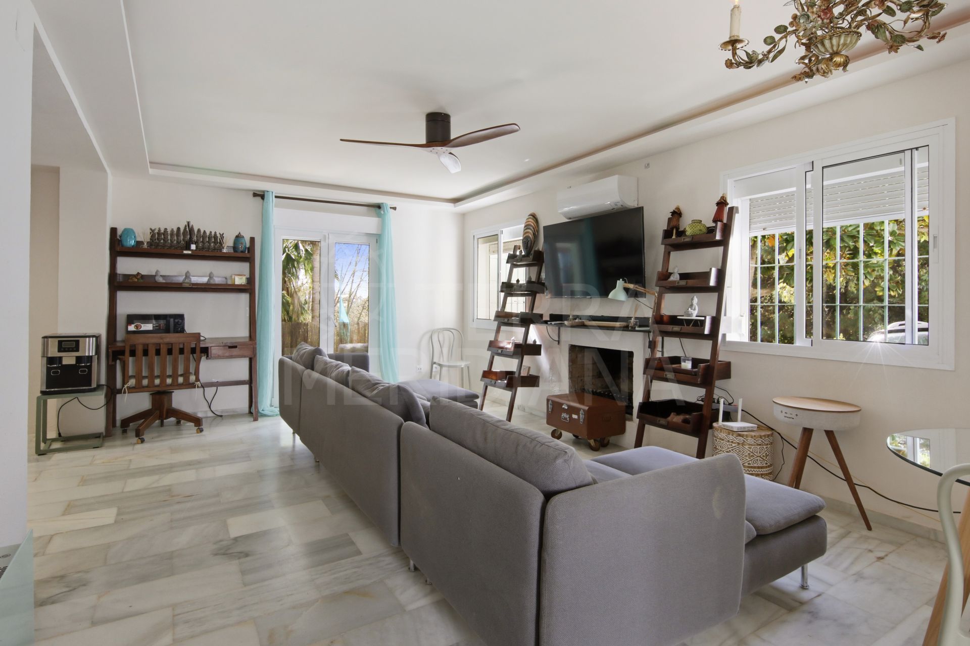 Semi Detached Villa in El Padron, Estepona