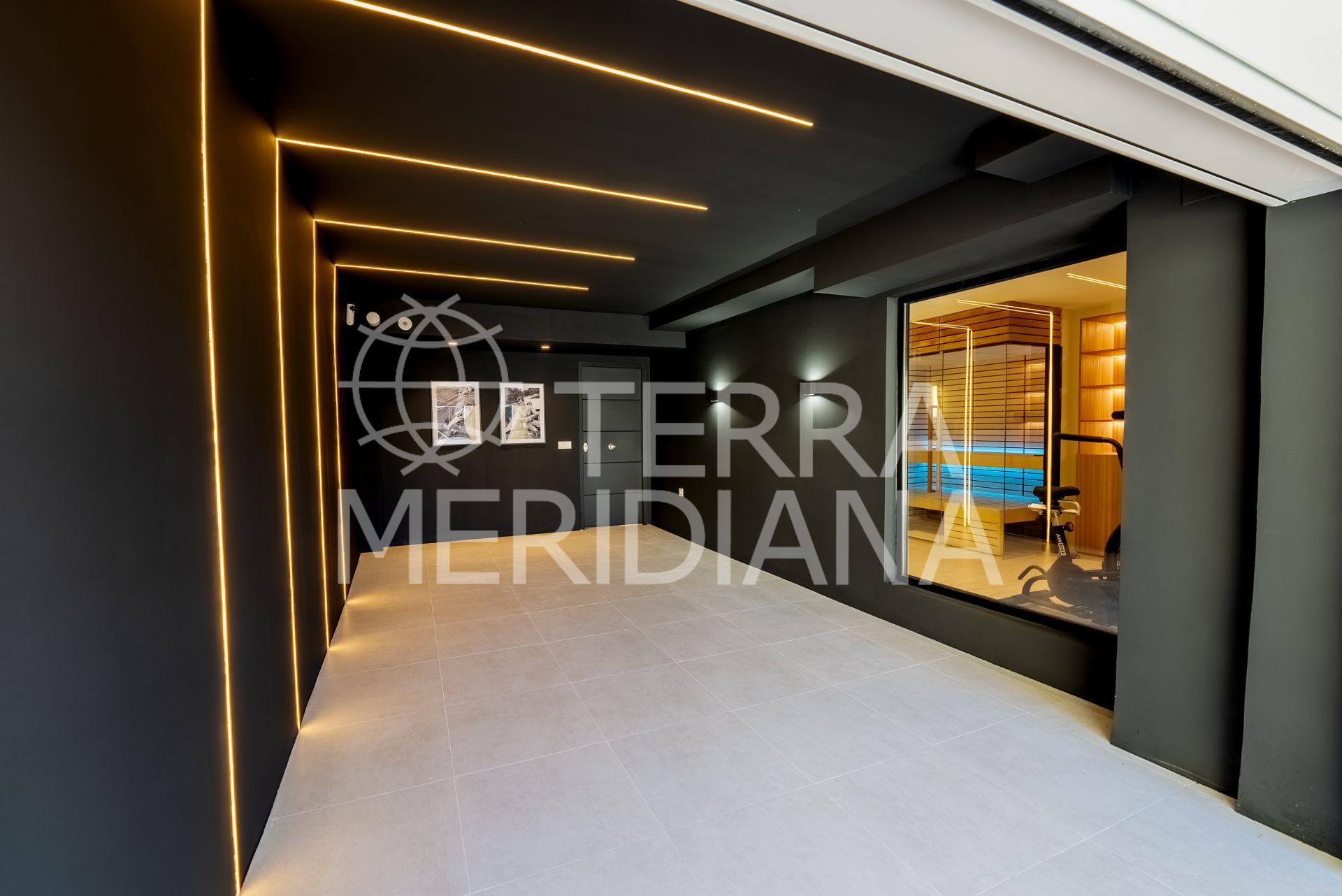 Town House in Altos de Salamanca, Marbella