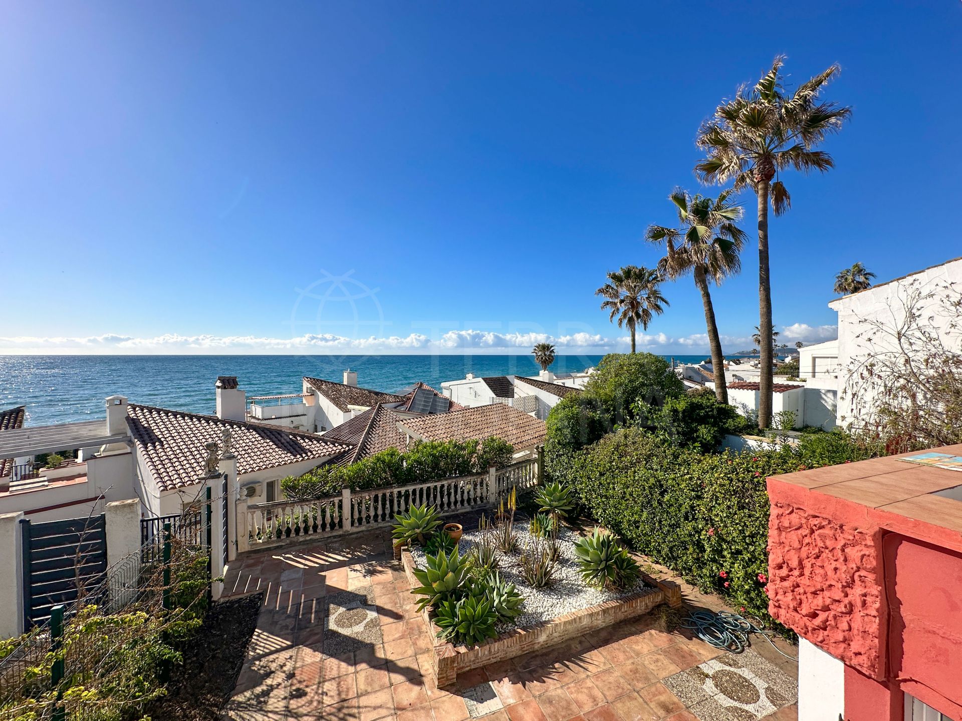 Villa in Bahia Dorada, Estepona