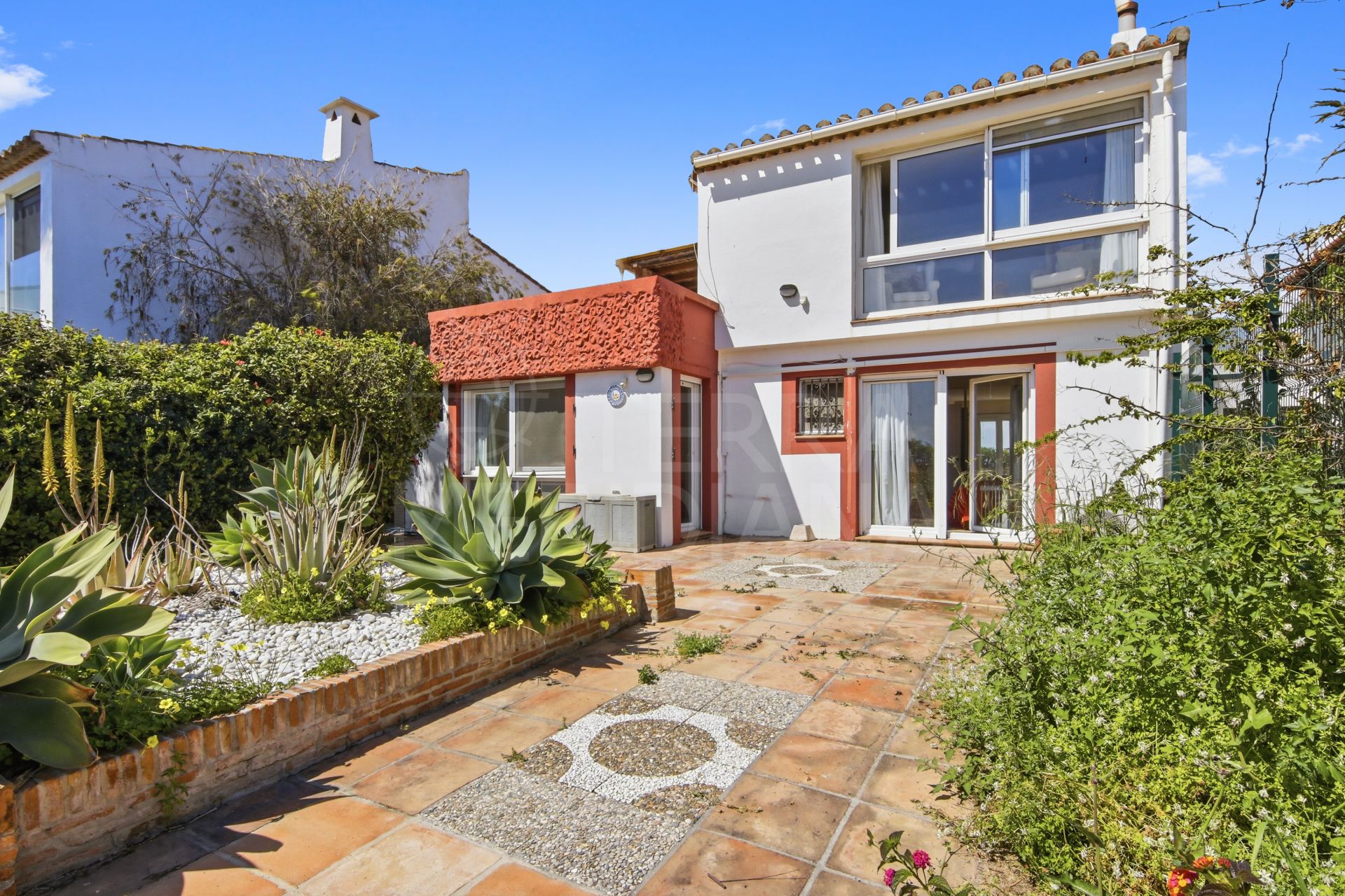 Villa in Bahia Dorada, Estepona
