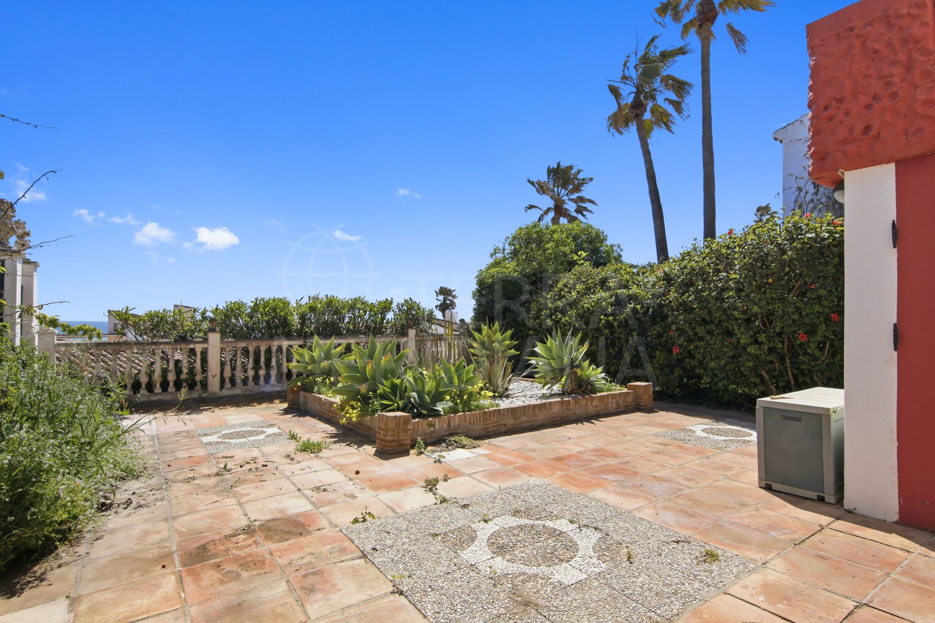 Villa in Bahia Dorada, Estepona