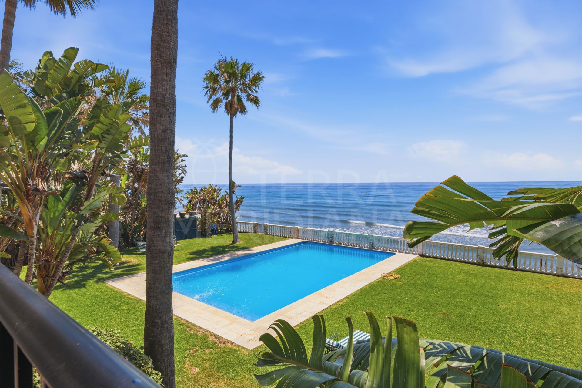 Villa in Casasola, Estepona