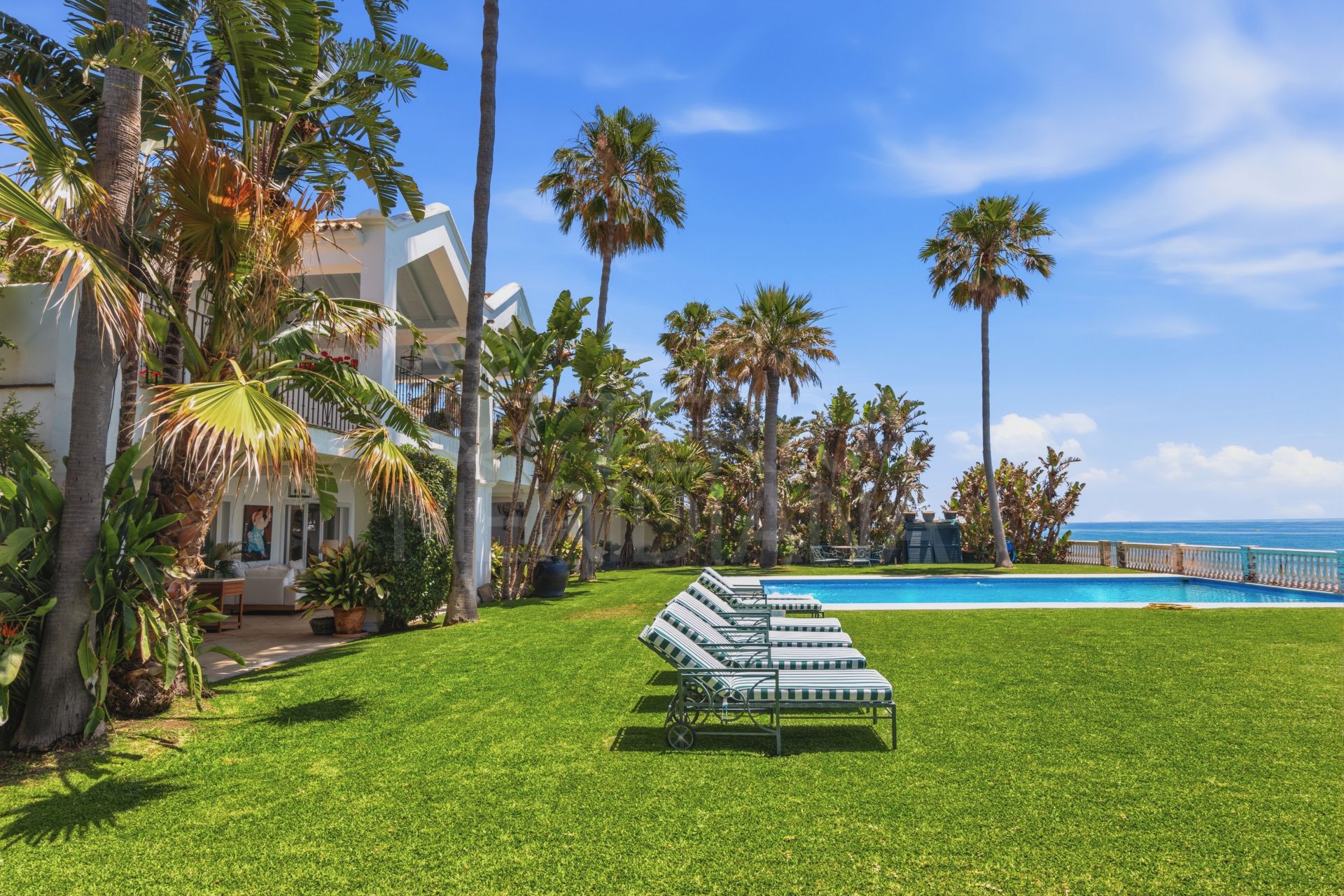 Villa in Casasola, Estepona