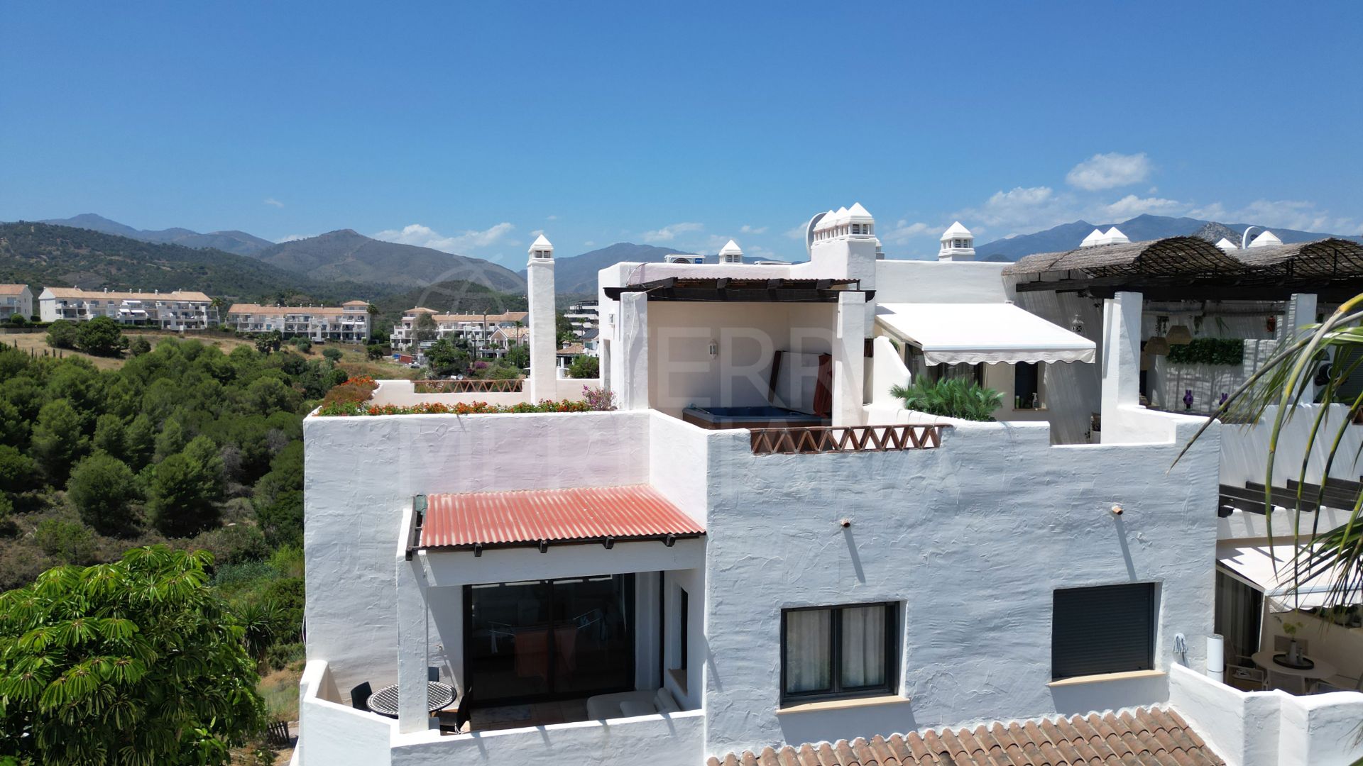 Penthouse in Selwo, Estepona