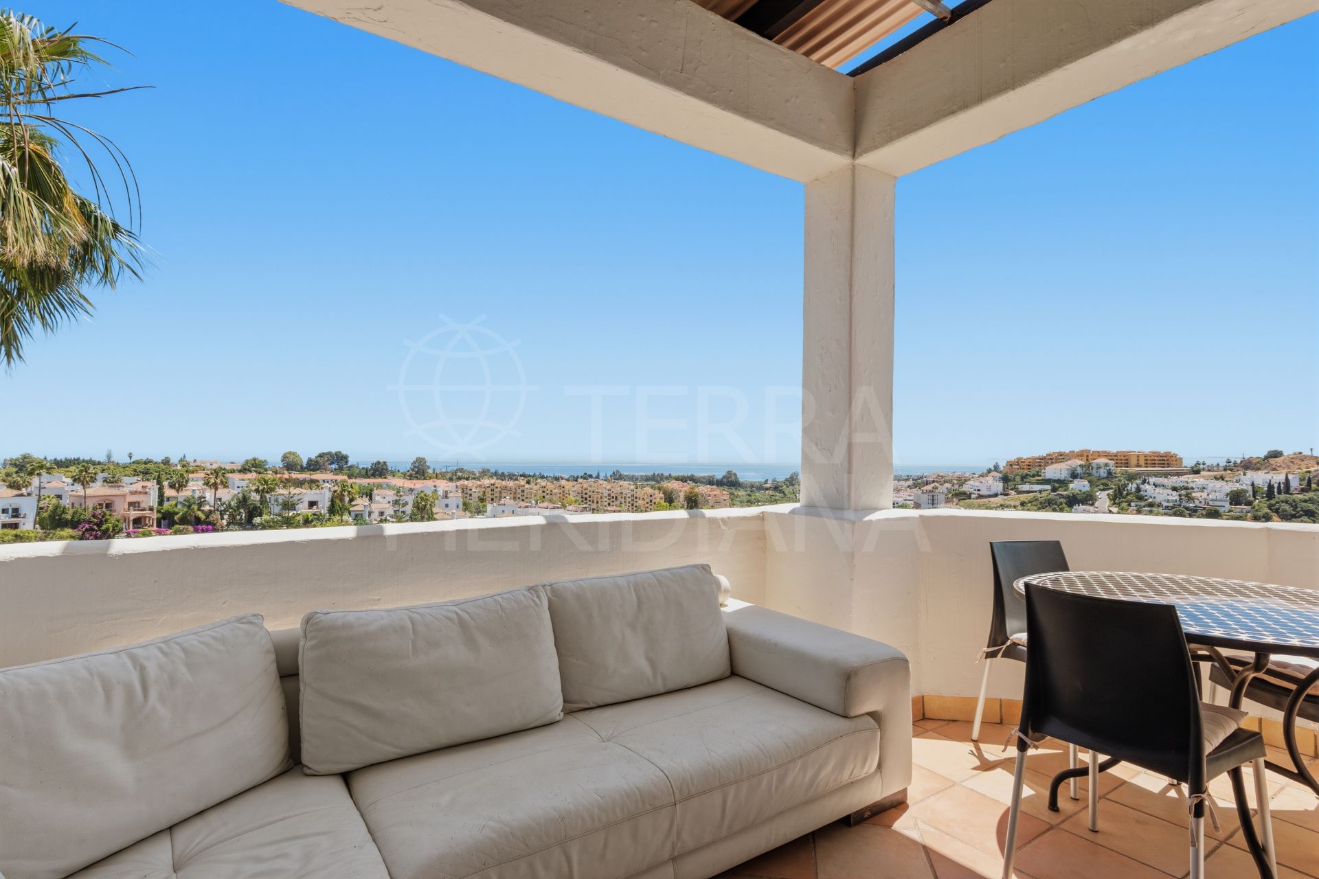 Penthouse in Selwo, Estepona