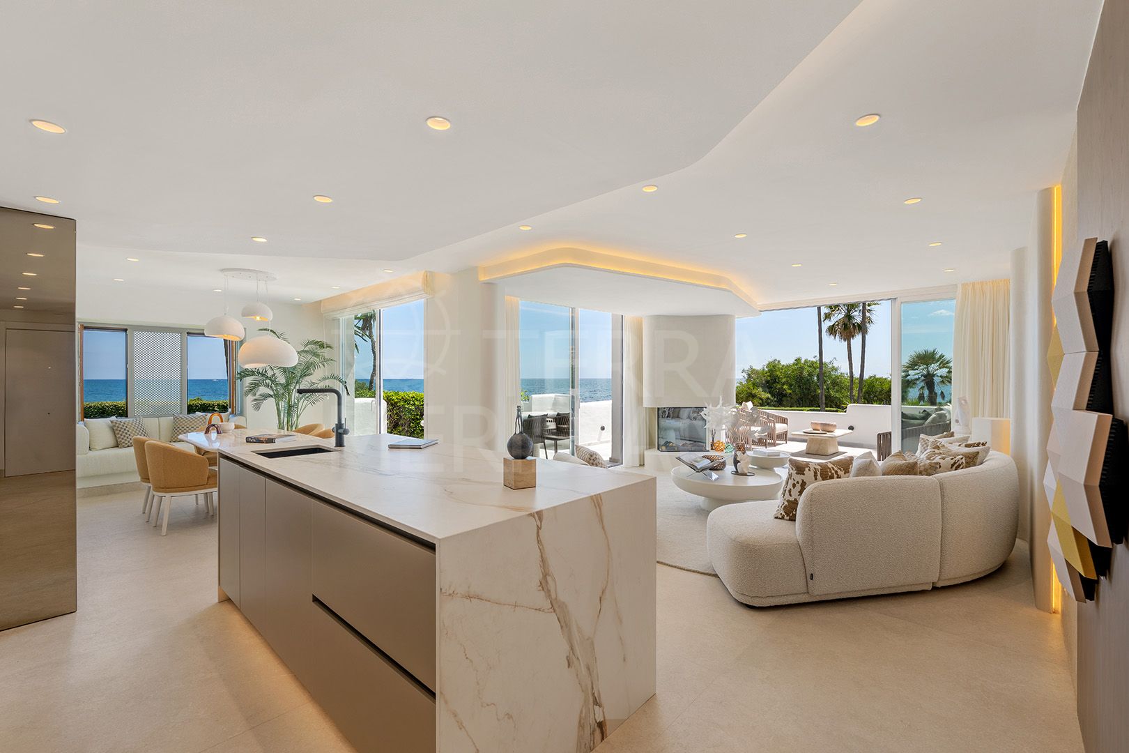 Ground Floor Apartment in Alcazaba Beach, Estepona