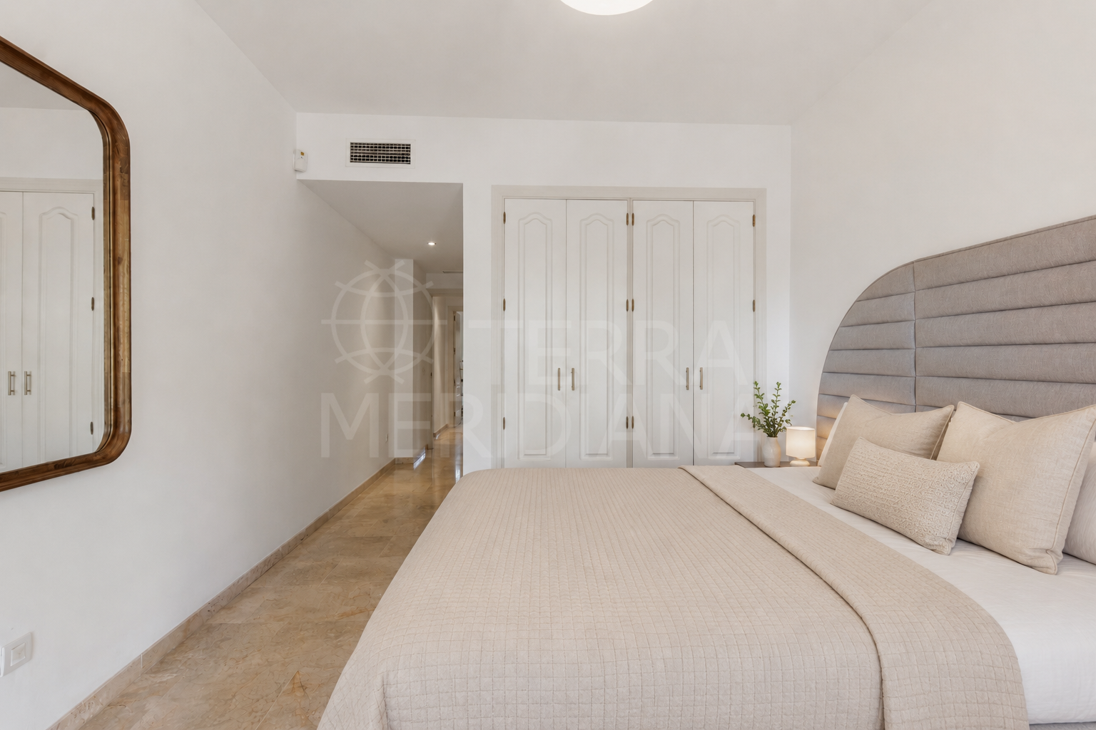 Ground Floor Apartment in El Campanario, Estepona