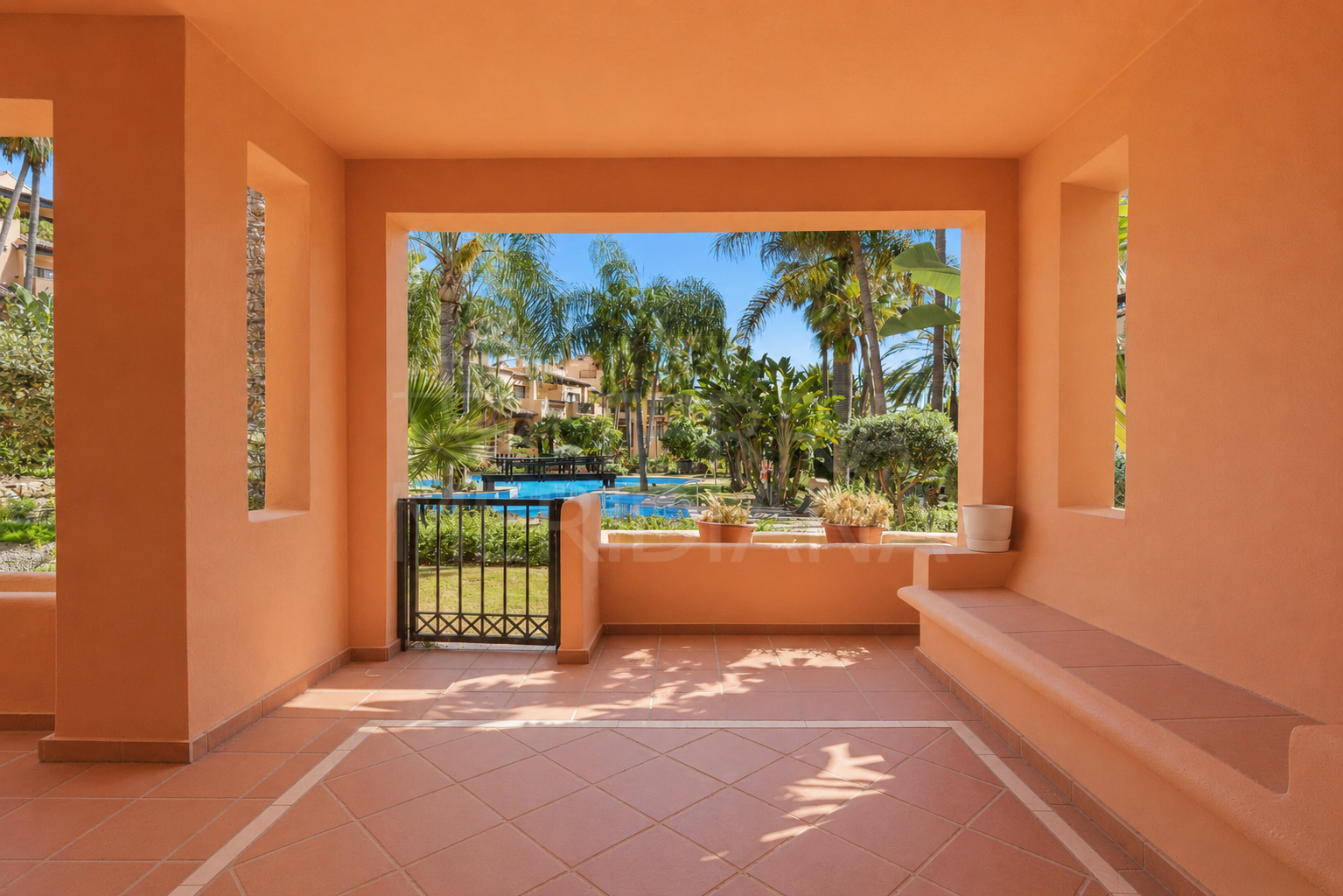 Ground Floor Apartment in El Campanario, Estepona