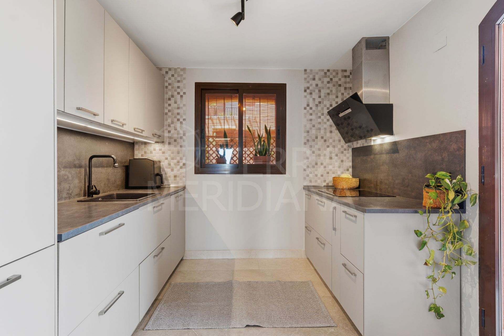 Penthouse in La Gaspara, Estepona