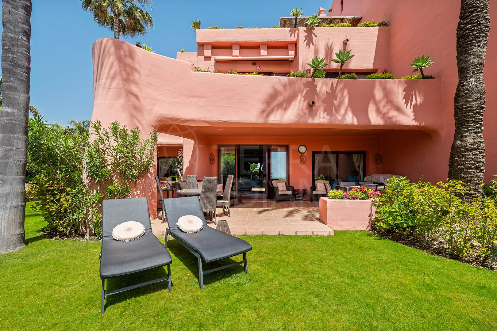 Ground Floor Apartment in Cabo Bermejo, Estepona