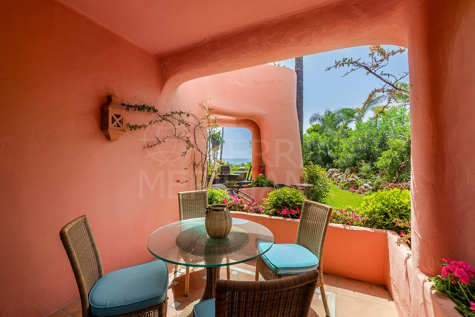 Ground Floor Apartment in Cabo Bermejo, Estepona