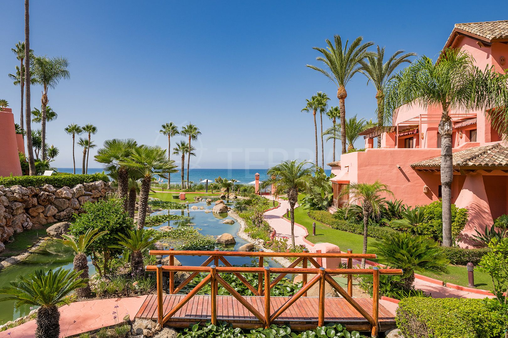 Ground Floor Apartment in Cabo Bermejo, Estepona