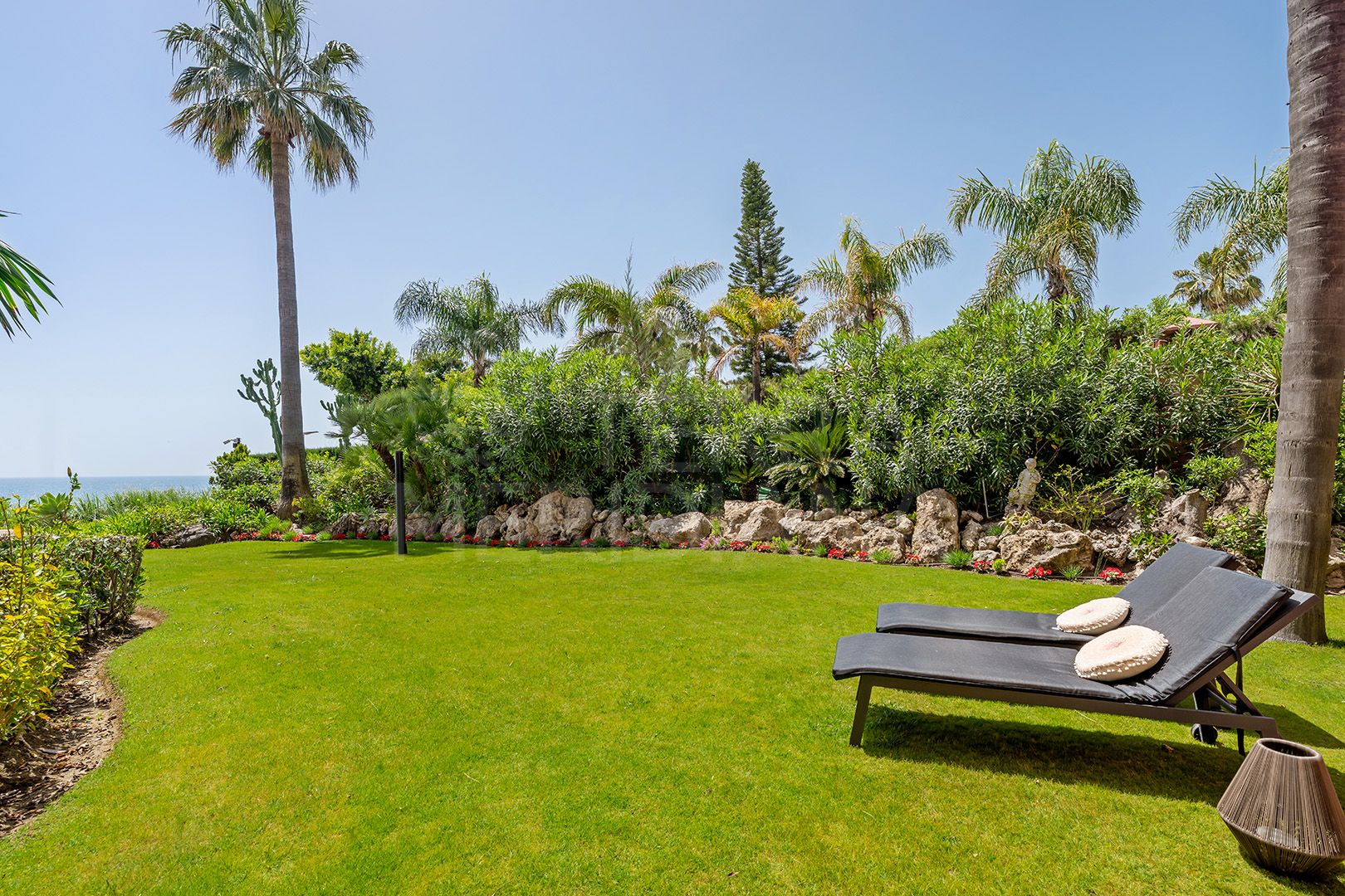 Ground Floor Apartment in Cabo Bermejo, Estepona