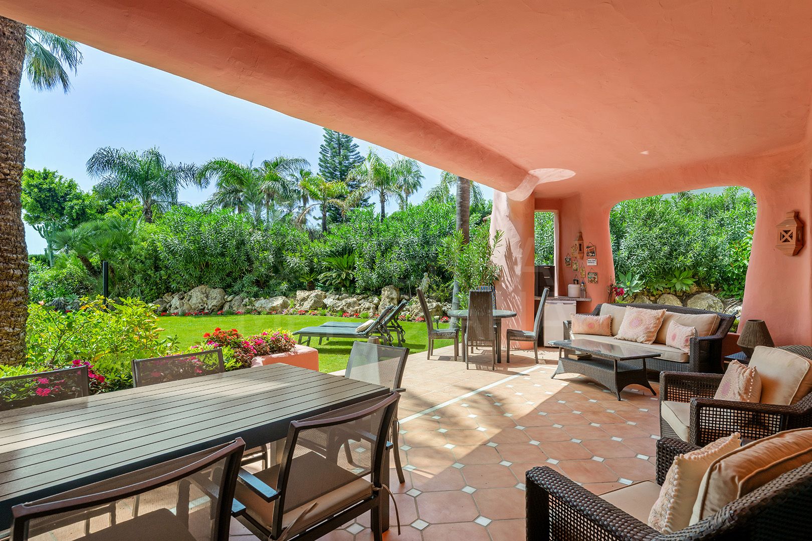 Ground Floor Apartment in Cabo Bermejo, Estepona