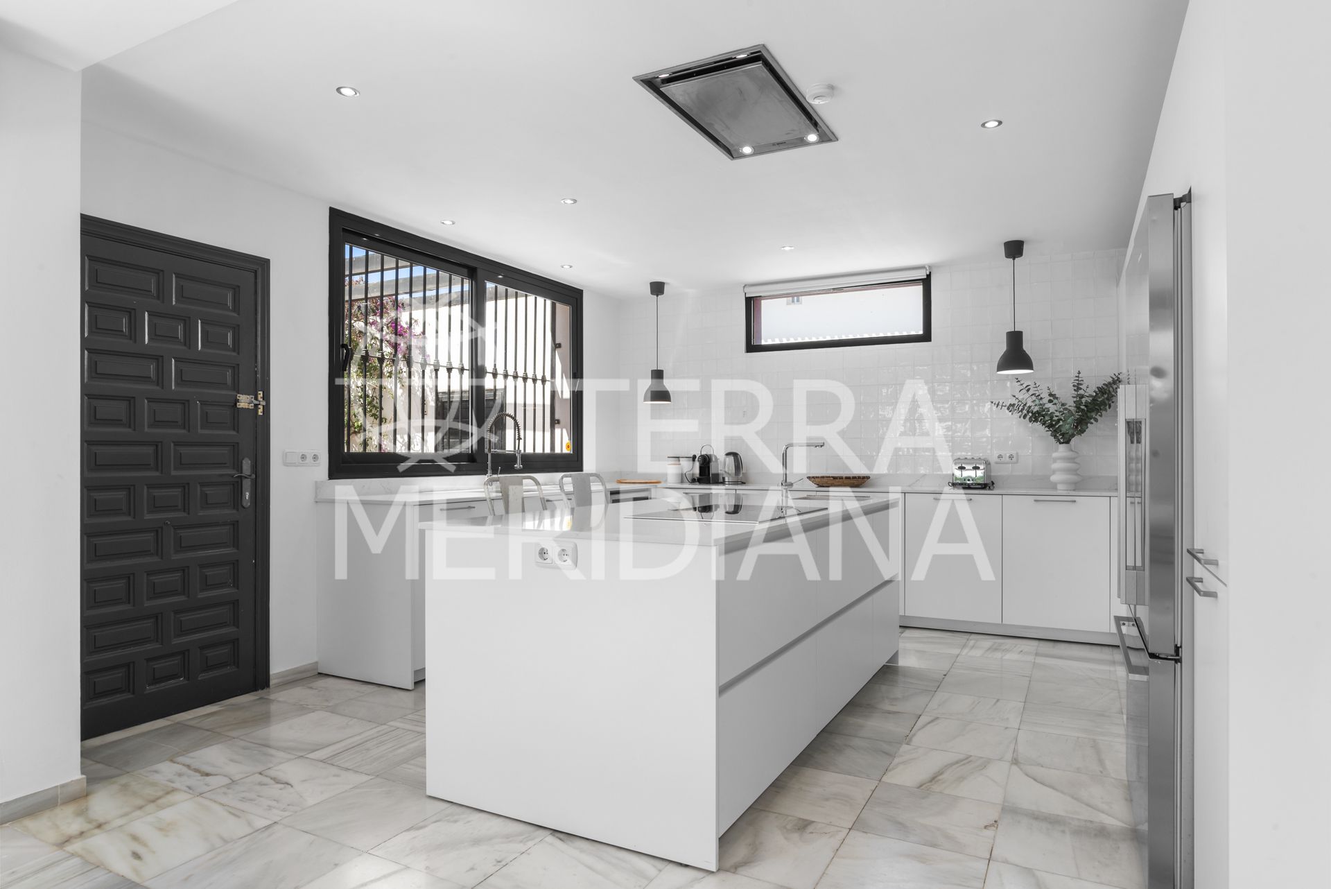 Villa in Nueva Andalucia, Marbella