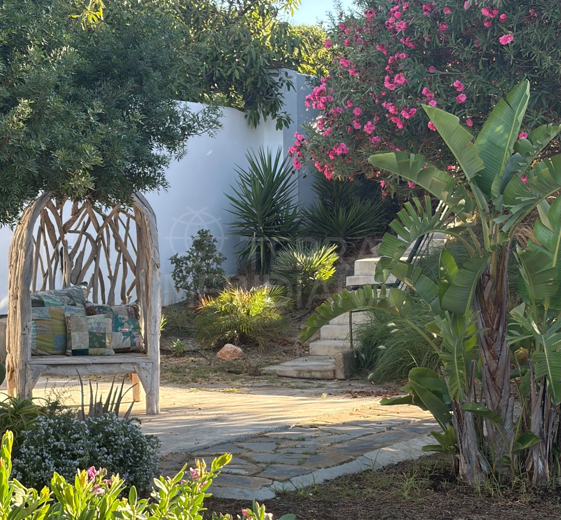 Villa in La Alberdina, Estepona