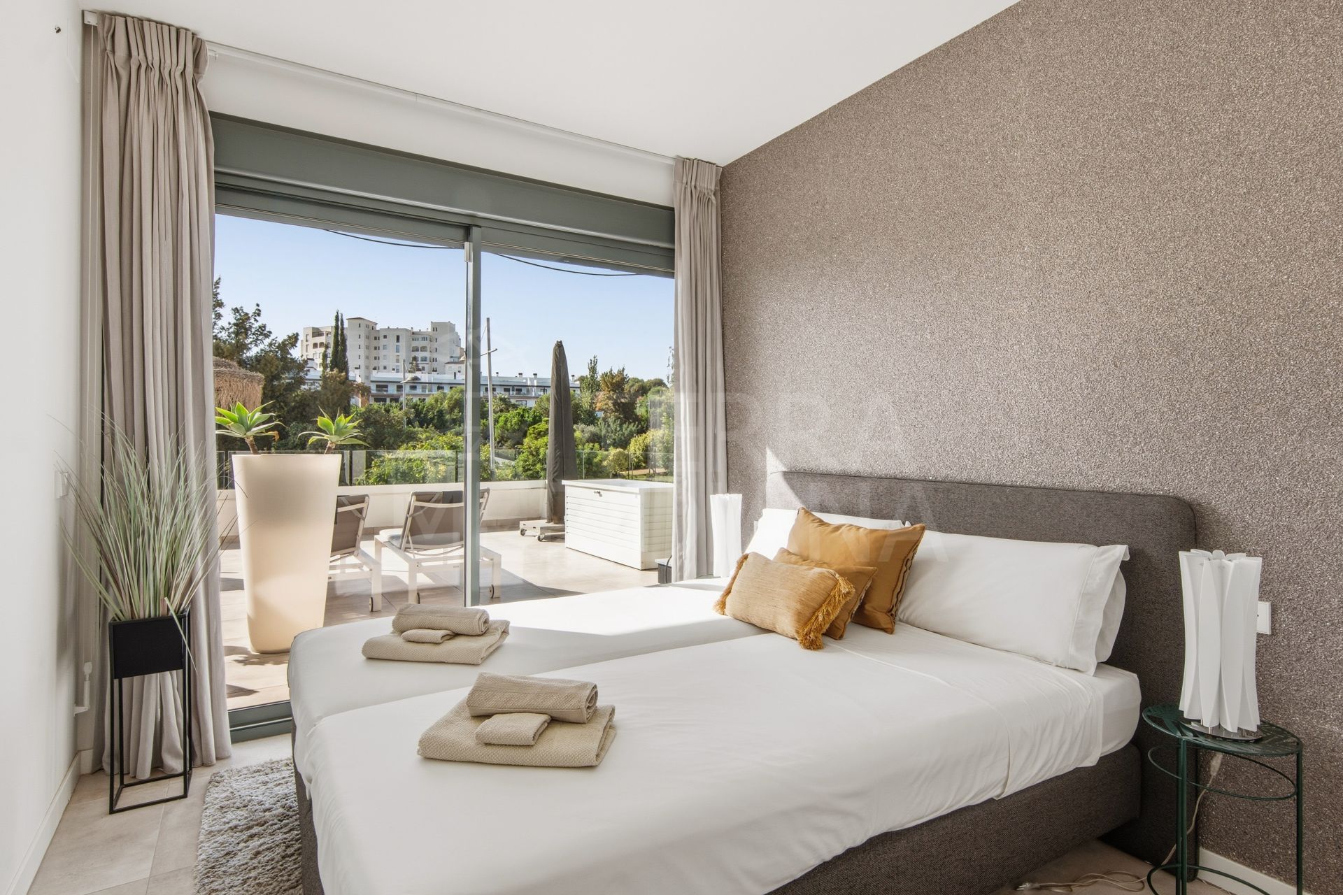 Apartment in Las Mesas, Estepona
