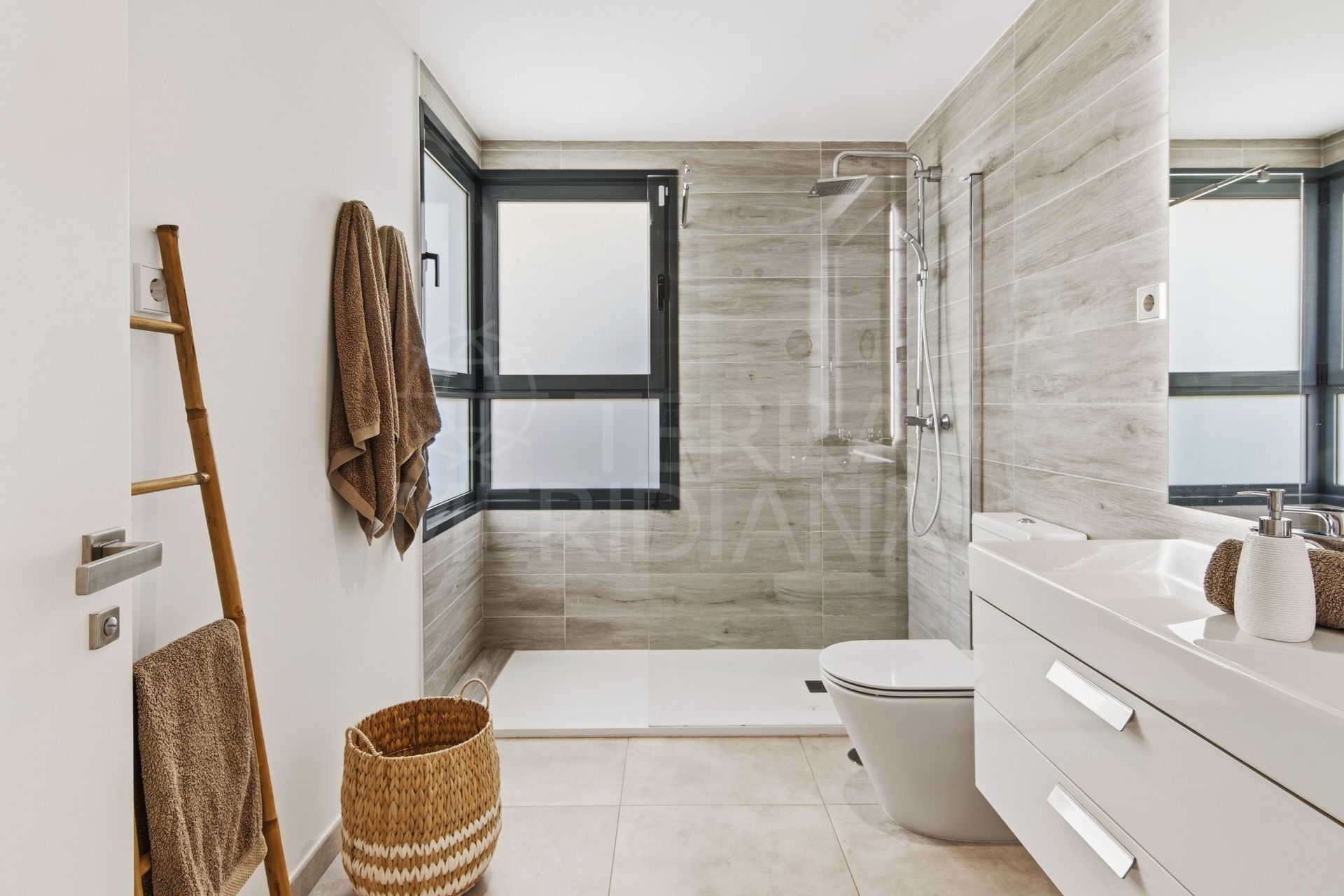 Apartment in Las Mesas, Estepona