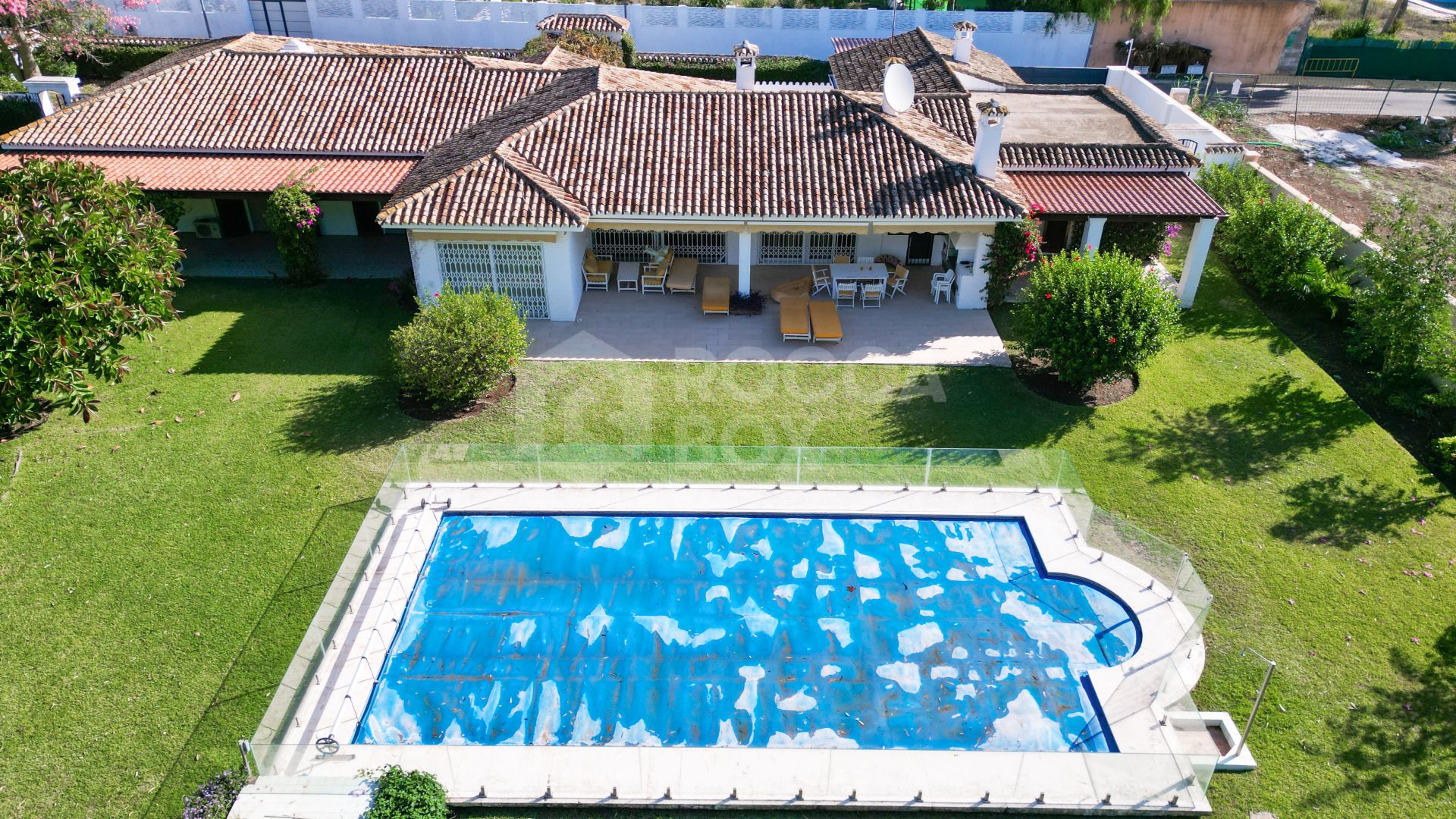 Introducing a prime development opportunity in Marbella's Prestigious Guadalmina Baja