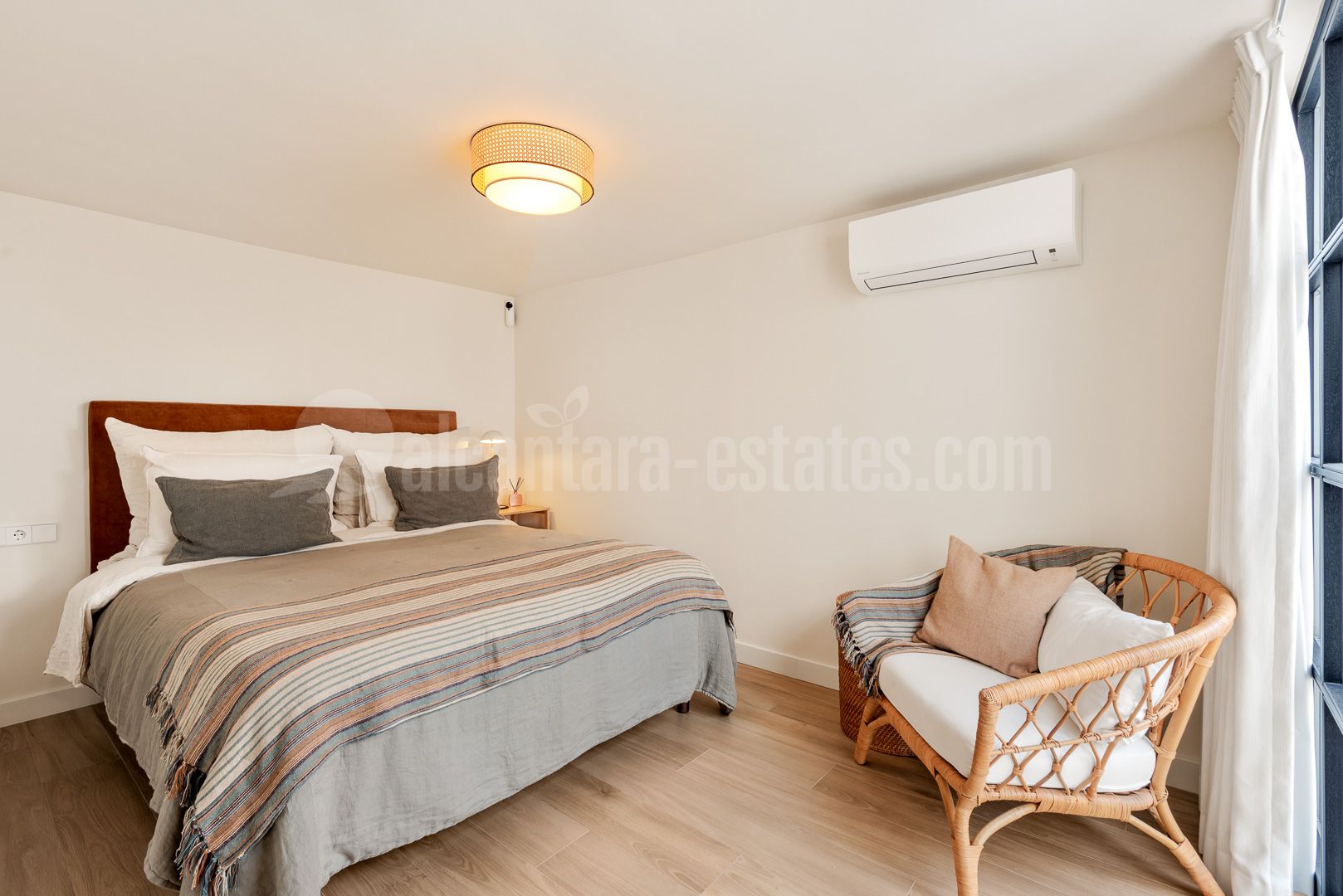 Villa Pareada en Balcones de Sierra Blanca, Marbella