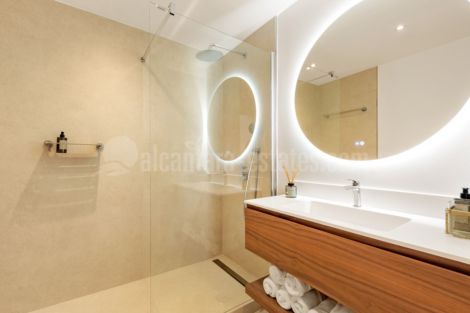 Villa Pareada en Balcones de Sierra Blanca, Marbella