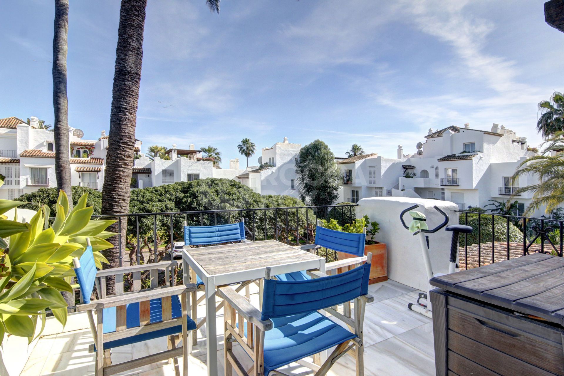 Presenting a Luxurious Beachside 2-Bedroom Duplex Penthouse for sale in Alcazaba Beach, Estepona