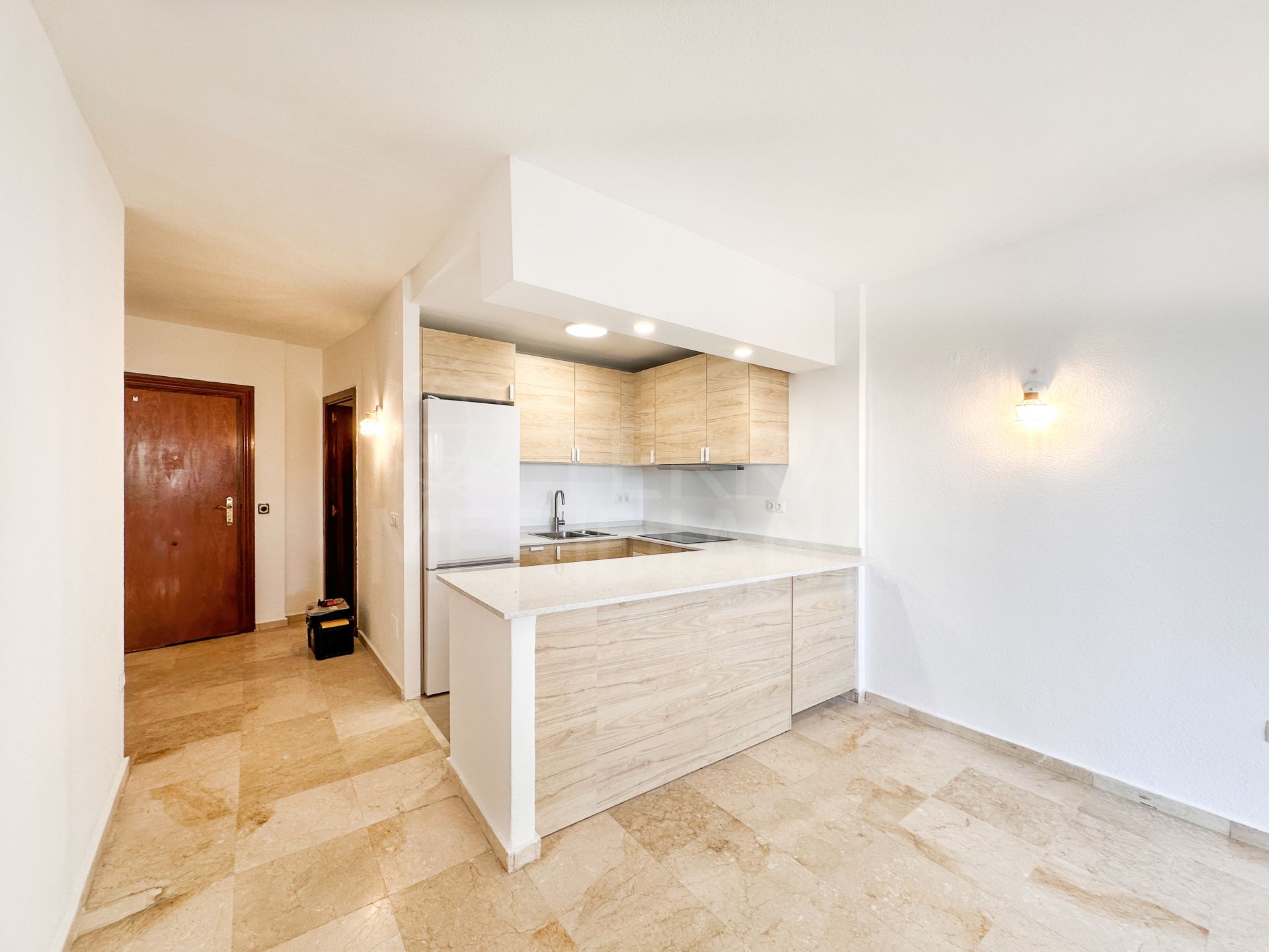 Apartment in Puerto Paraíso, Estepona