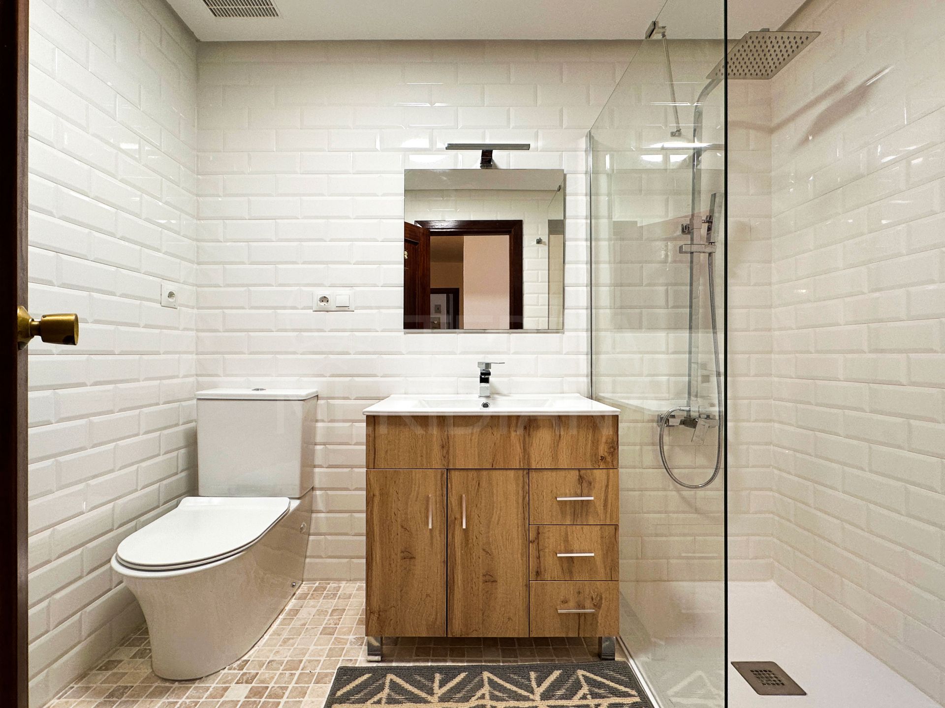 Apartment in Puerto Paraíso, Estepona